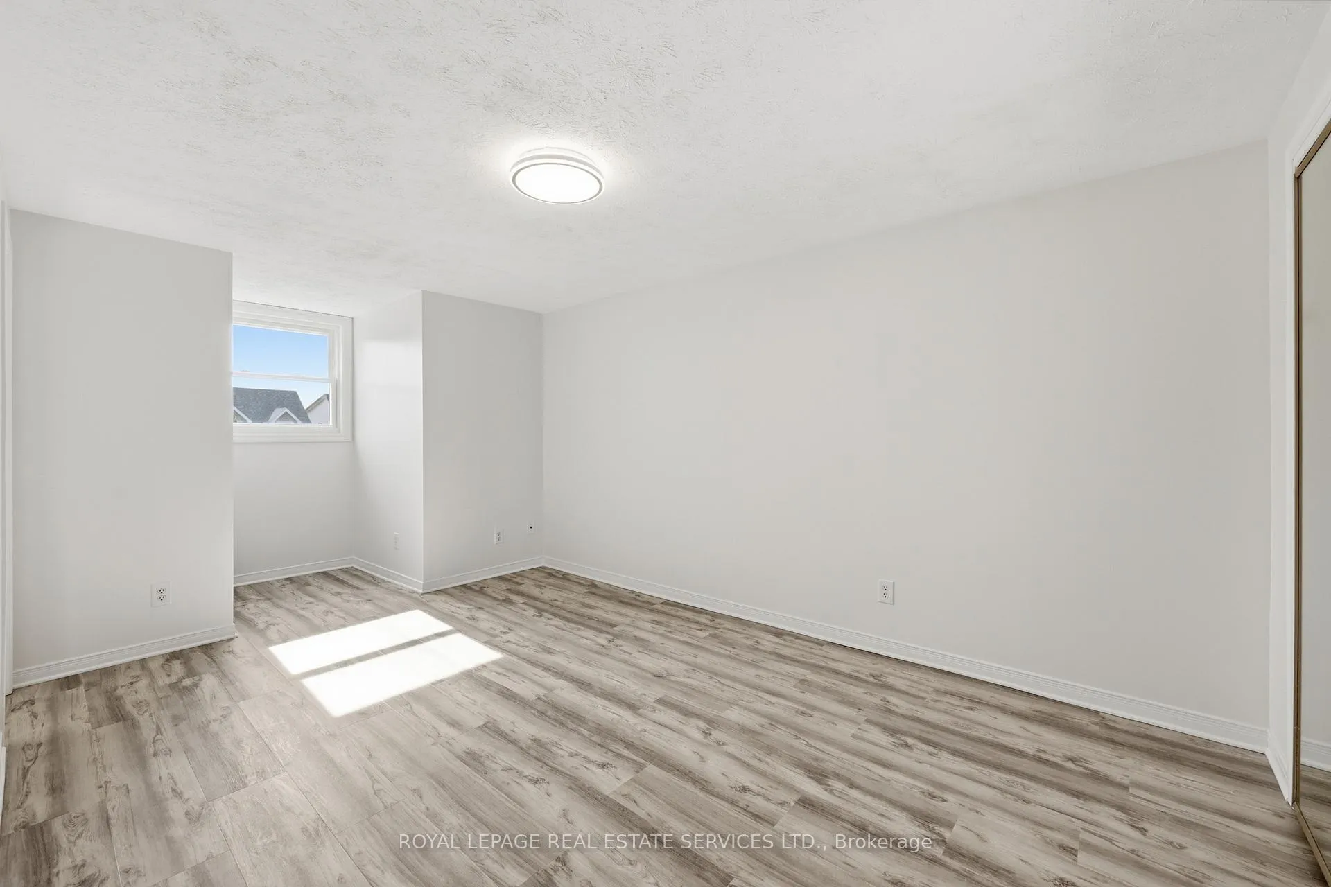 Photo 14 of 46 Lisbon Pines Drive, Cambridge, Little's Corners — HOMEH