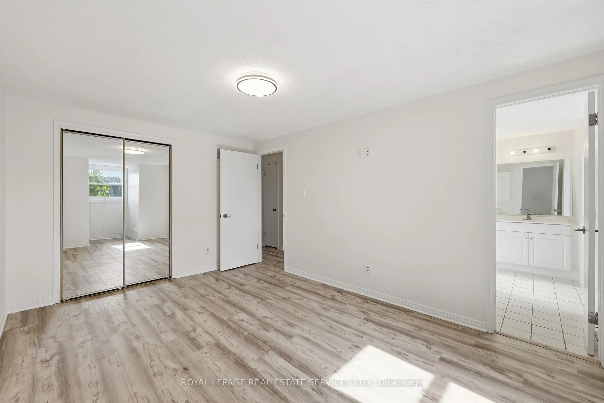 Photo 15 of 46 Lisbon Pines Drive, Cambridge, Little's Corners — HOMEH