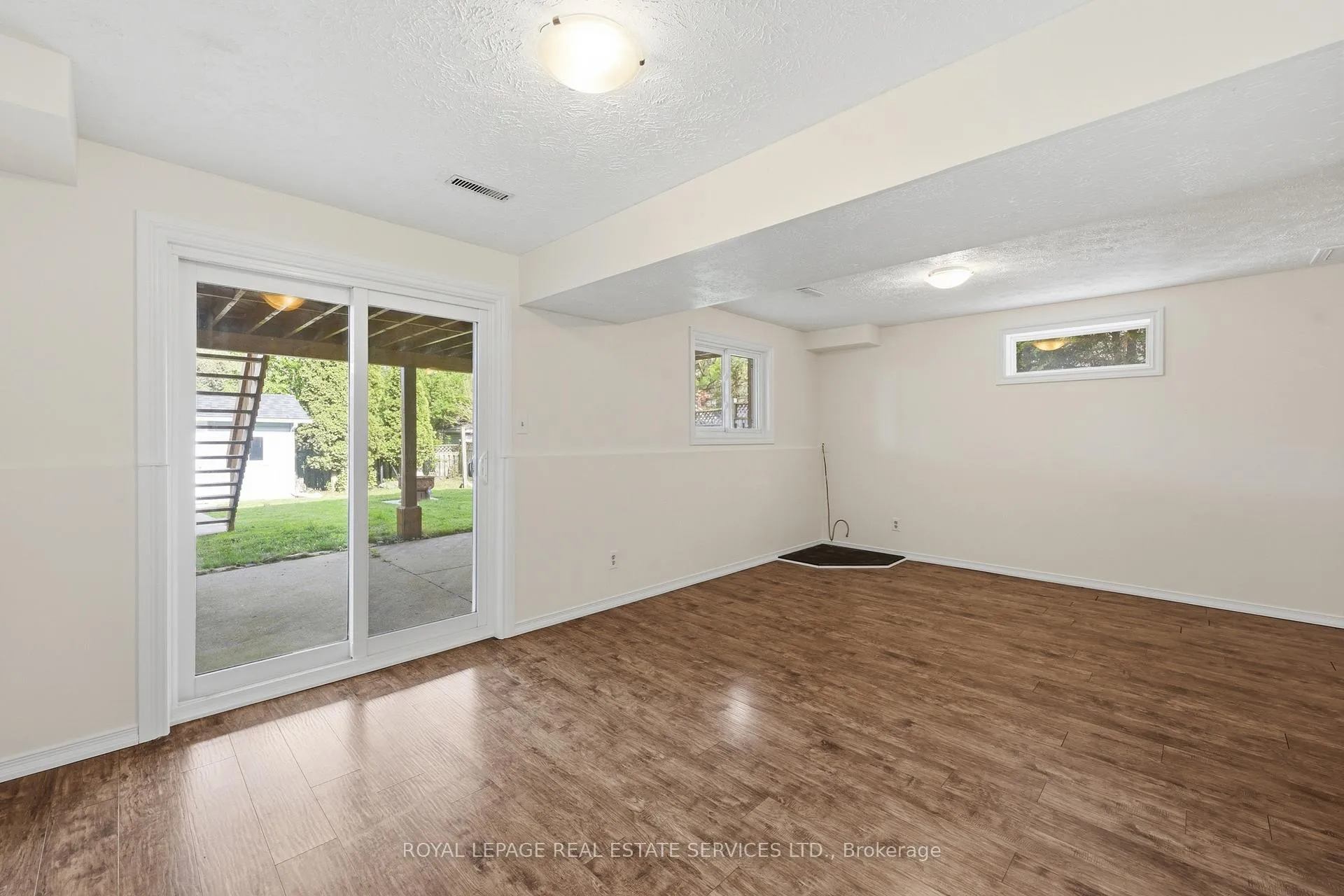 Photo 21 of 46 Lisbon Pines Drive, Cambridge, Little's Corners — HOMEH