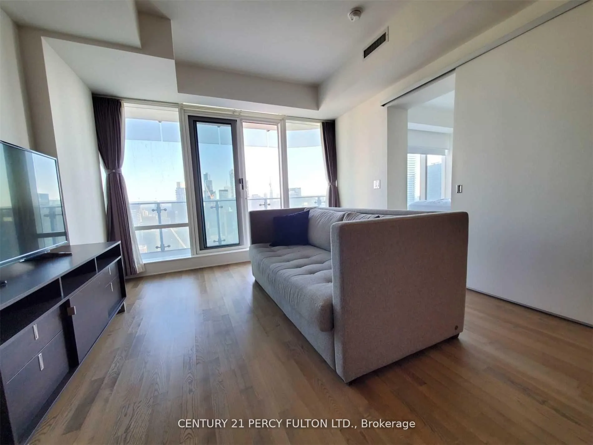Photo 10 of Unit 3206, 1 Bloor Street, Toronto, Church-Yonge Corridor — HOMEH