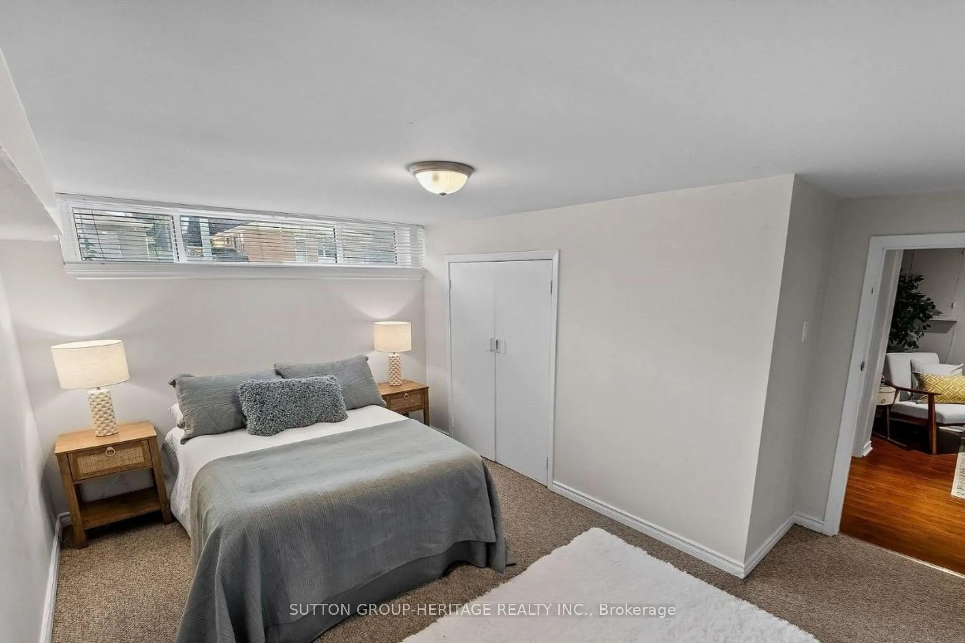 Photo 5 of 357 Dovedale Drive, Whitby, Downtown Whitby — HOMEH