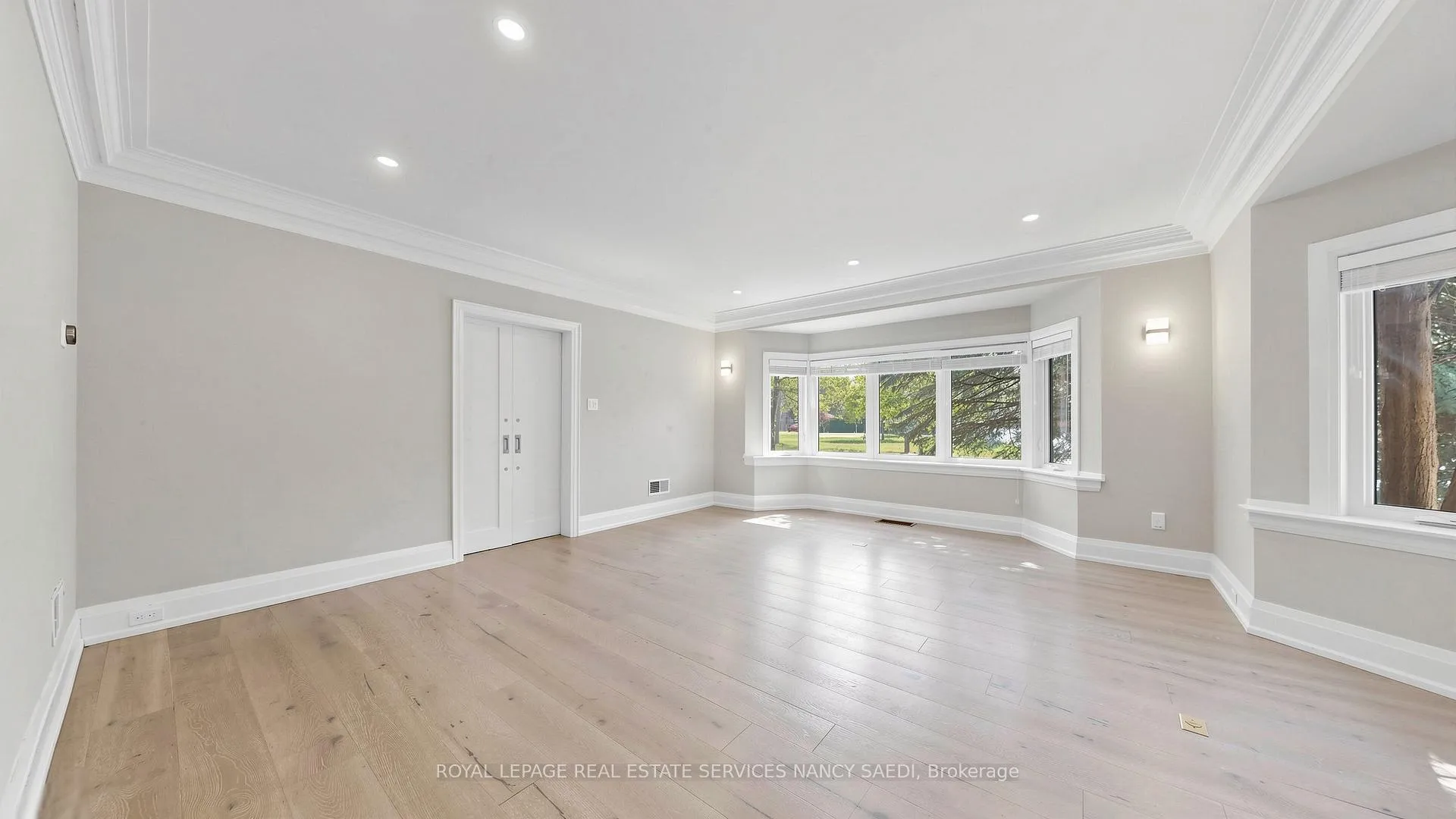 Photo 9 of 3 Oakwood Place, Hamilton, Westdale — HOMEH