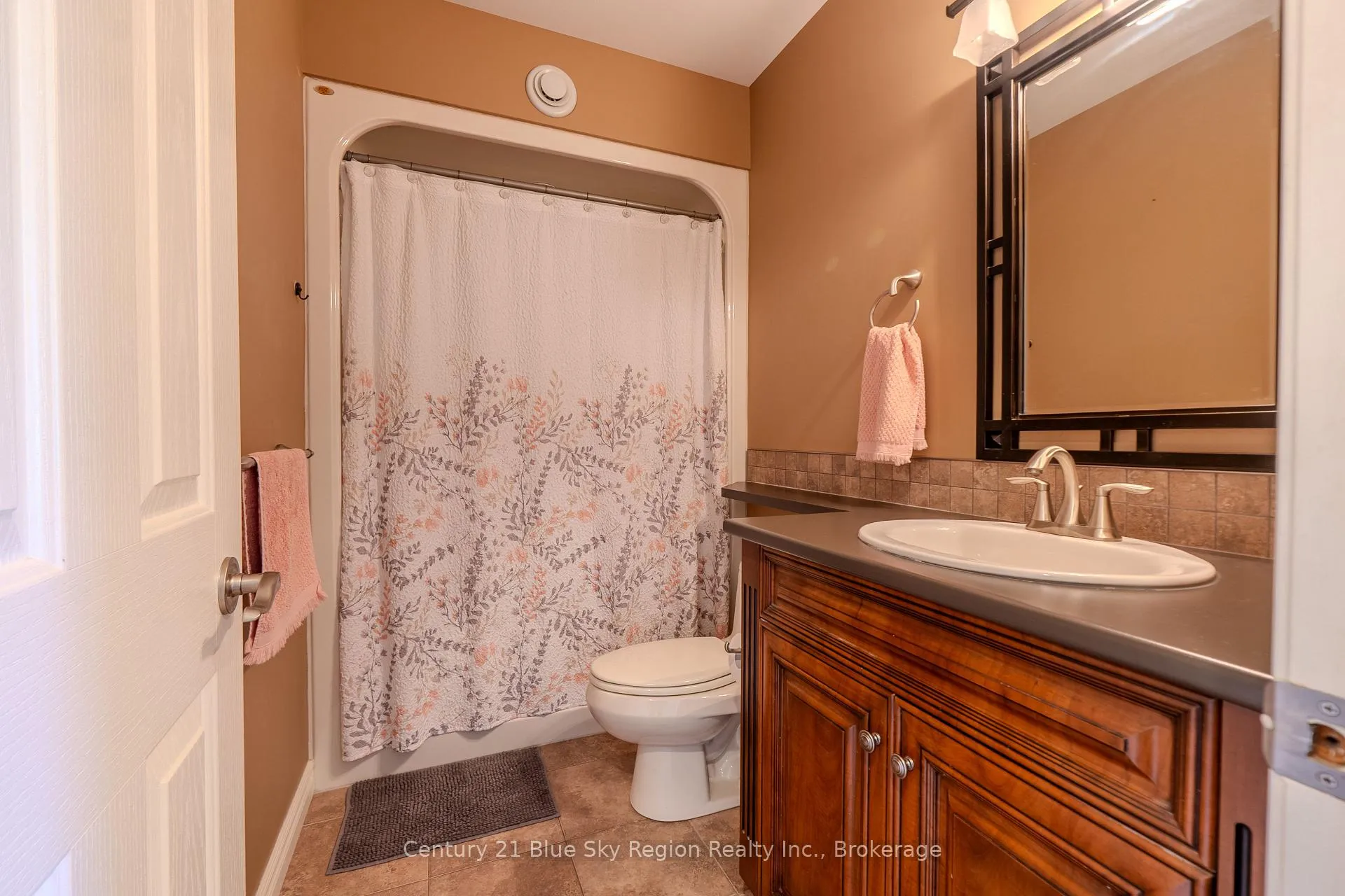 Photo 30 of 10 Linden Lane, North Bay, Widdifield — HOMEH