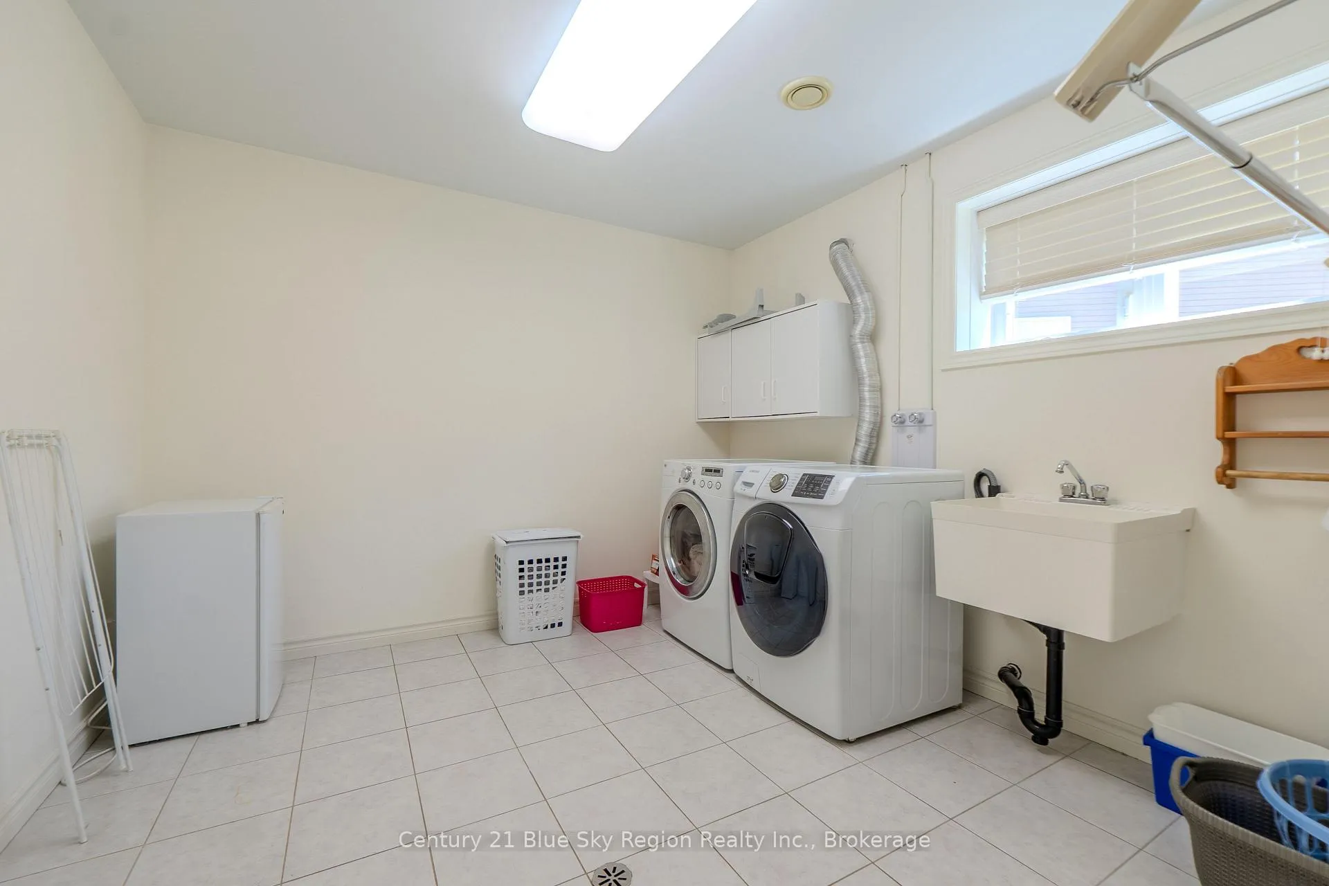 Photo 46 of 10 Linden Lane, North Bay, Widdifield — HOMEH