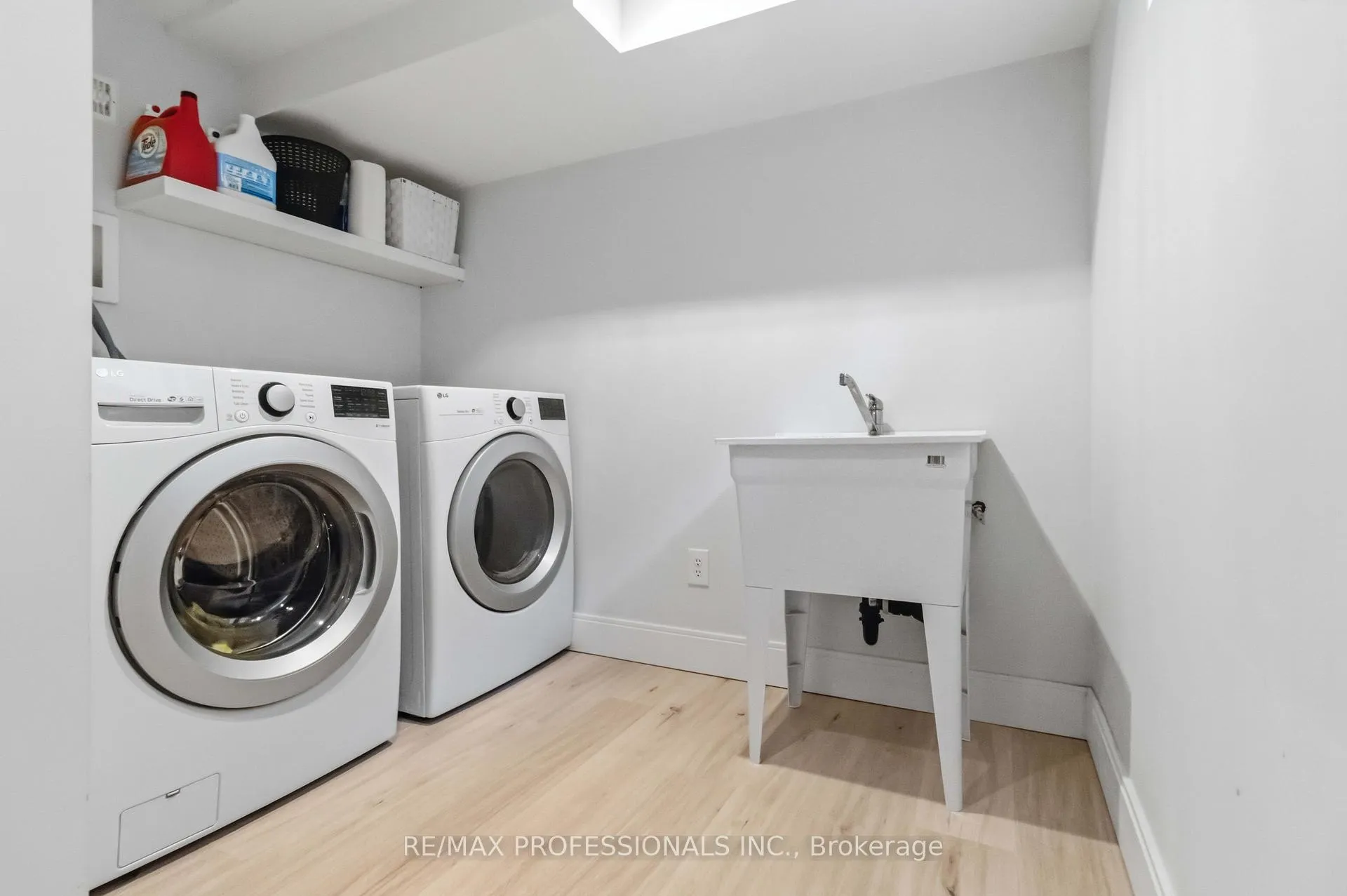 Photo 19 of 3 Snaresbrook Drive, Etobicoke, Rexdale-Kipling — HOMEH