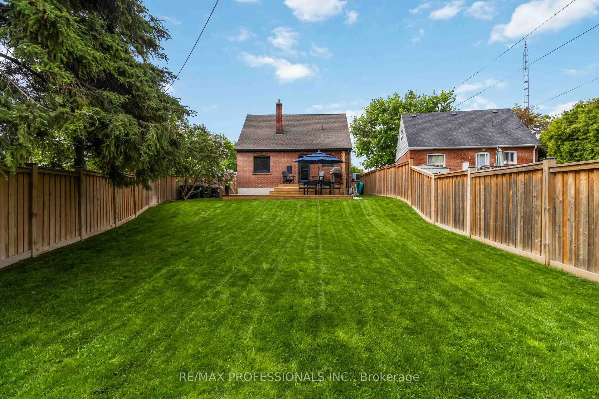 Photo 21 of 3 Snaresbrook Drive, Etobicoke, Rexdale-Kipling — HOMEH