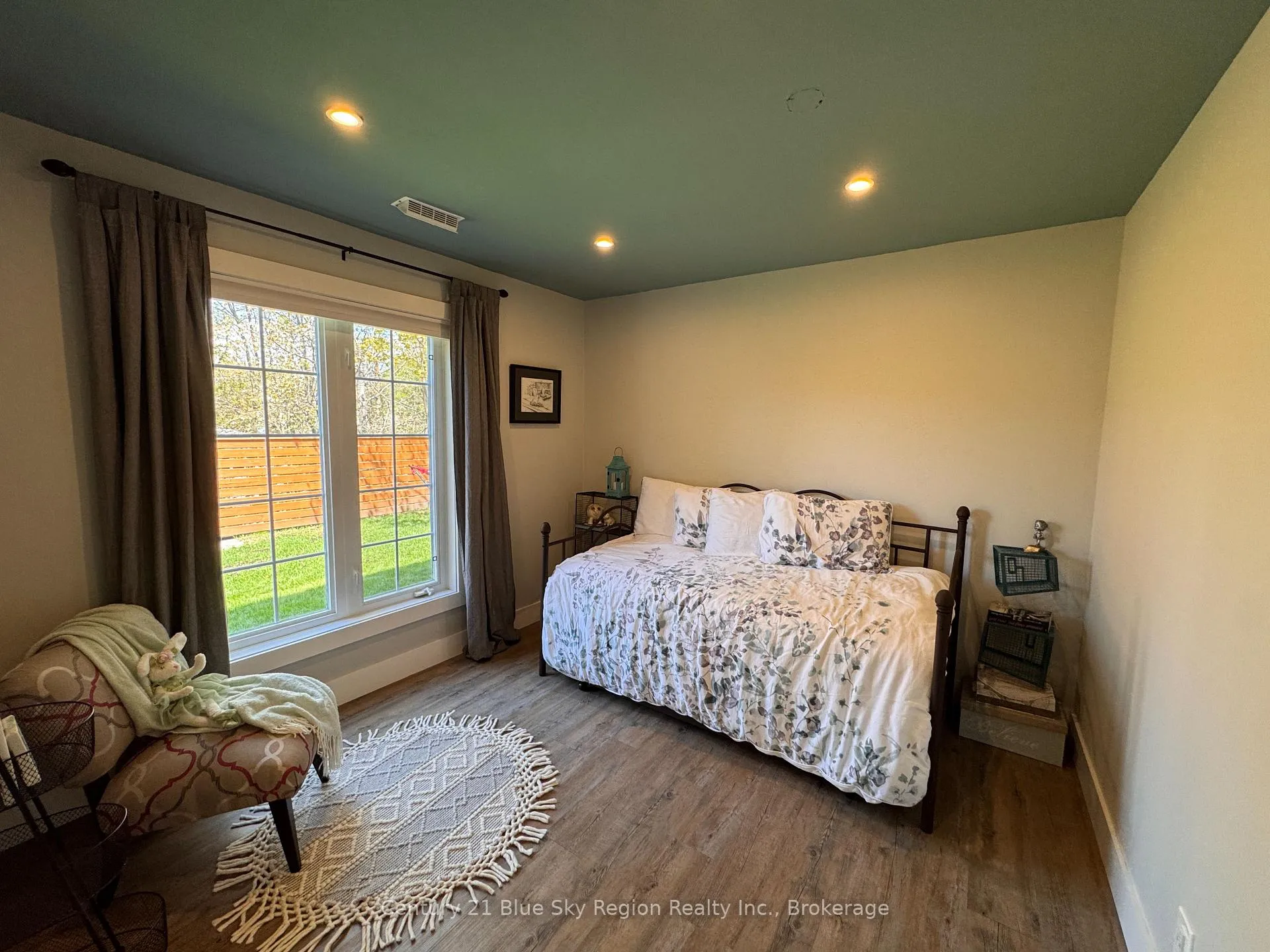 Photo 20 of 125 Bain Drive, North Bay, Airport — HOMEH