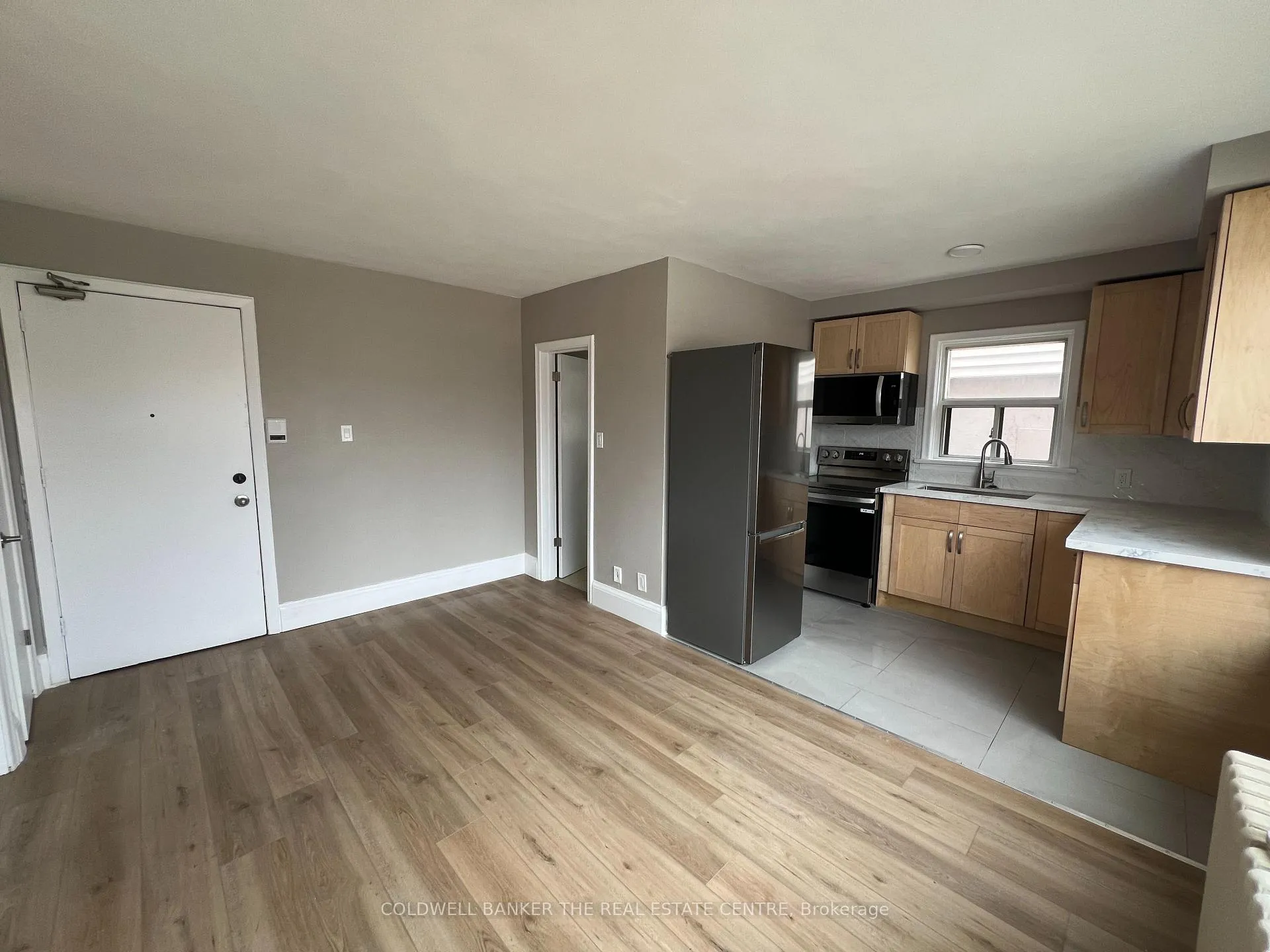 Photo of Unit 4, 108 Grandville Avenue