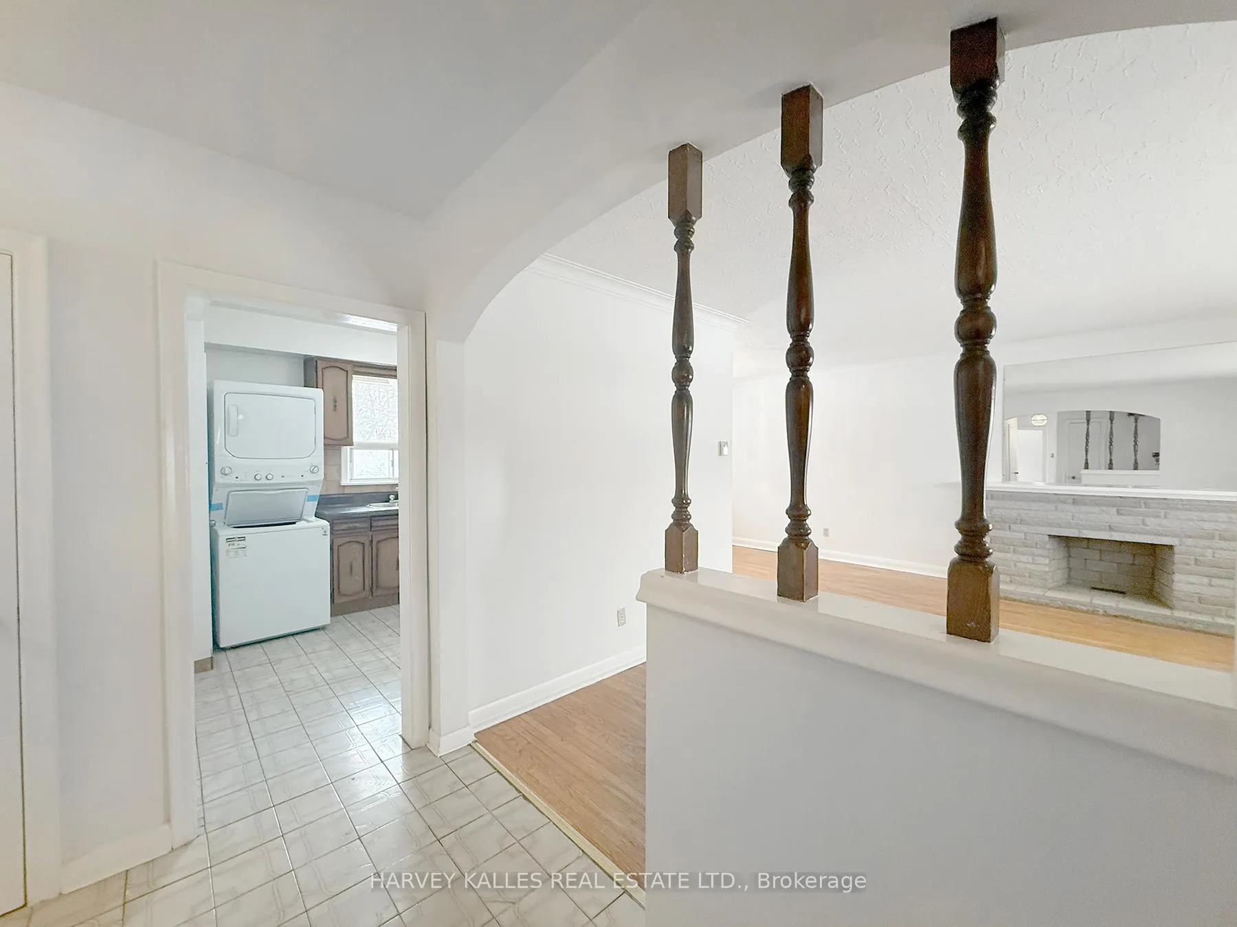 Photo 4 of 214 Dixon Road, Etobicoke, Kingsview Village-The Westway — HOMEH