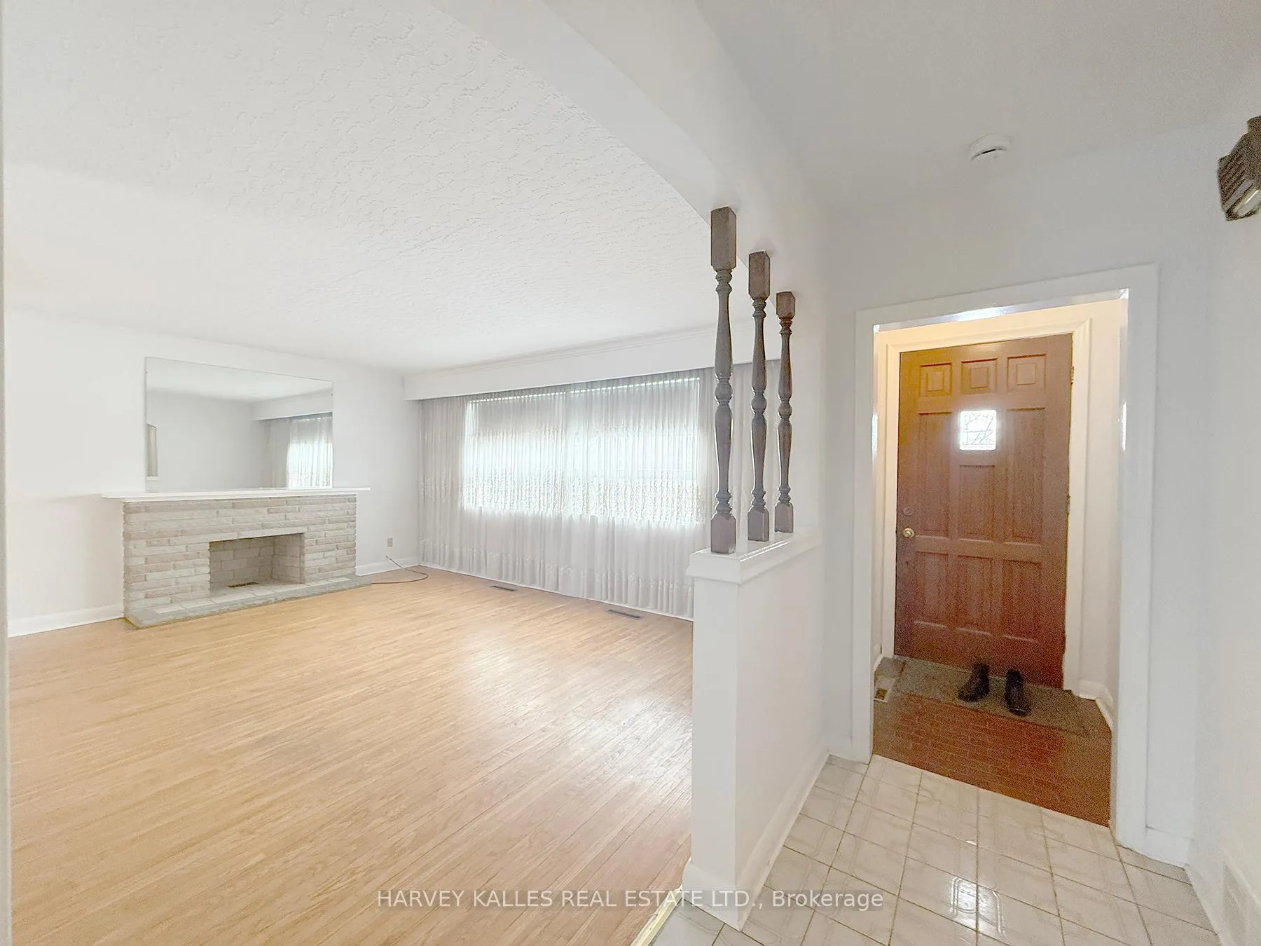 Photo 6 of 214 Dixon Road, Etobicoke, Kingsview Village-The Westway — HOMEH