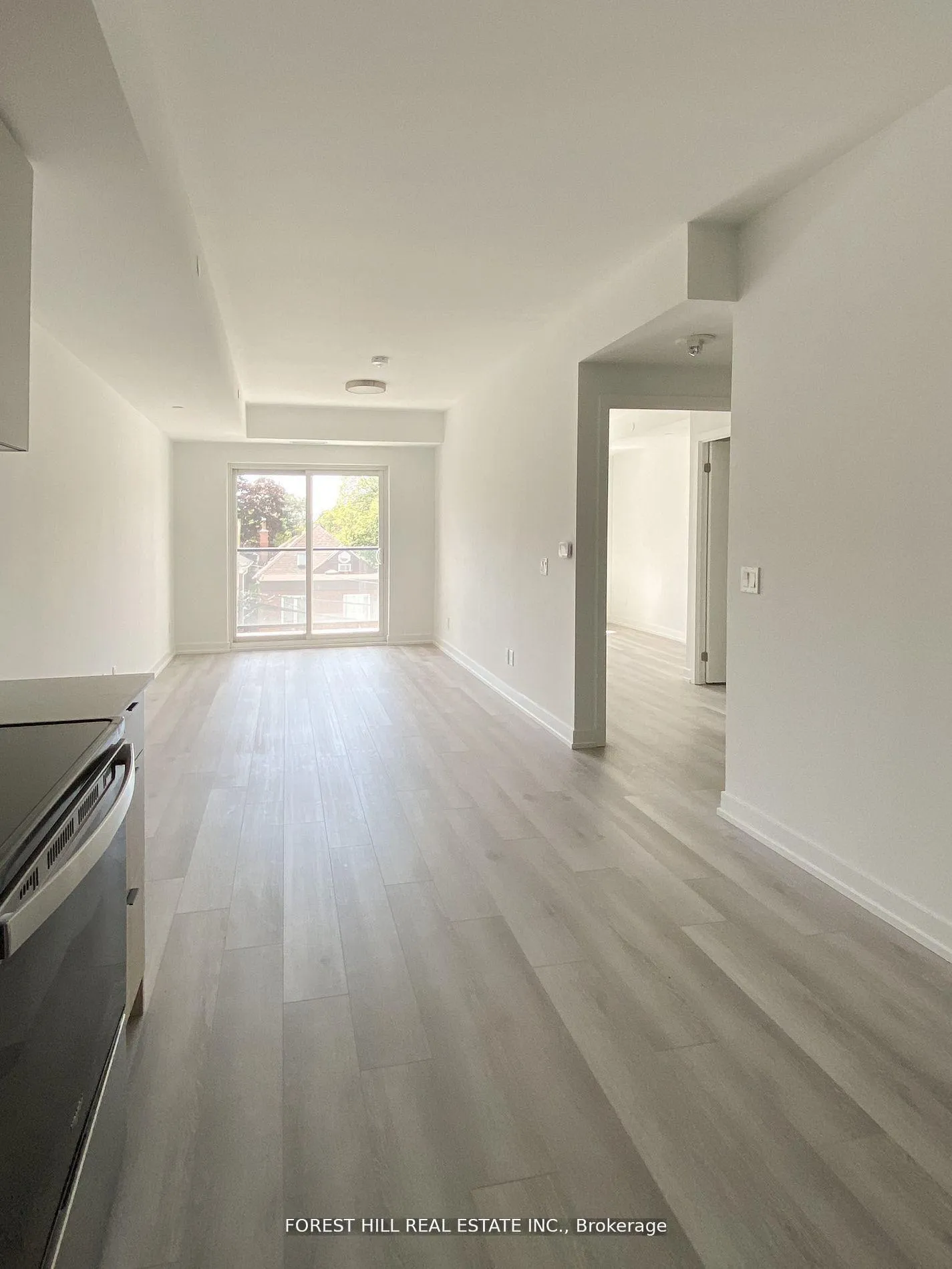 Photo 4 of Unit 309, 2000 Bathurst Street, Toronto, Humewood-Cedarvale — HOMEH