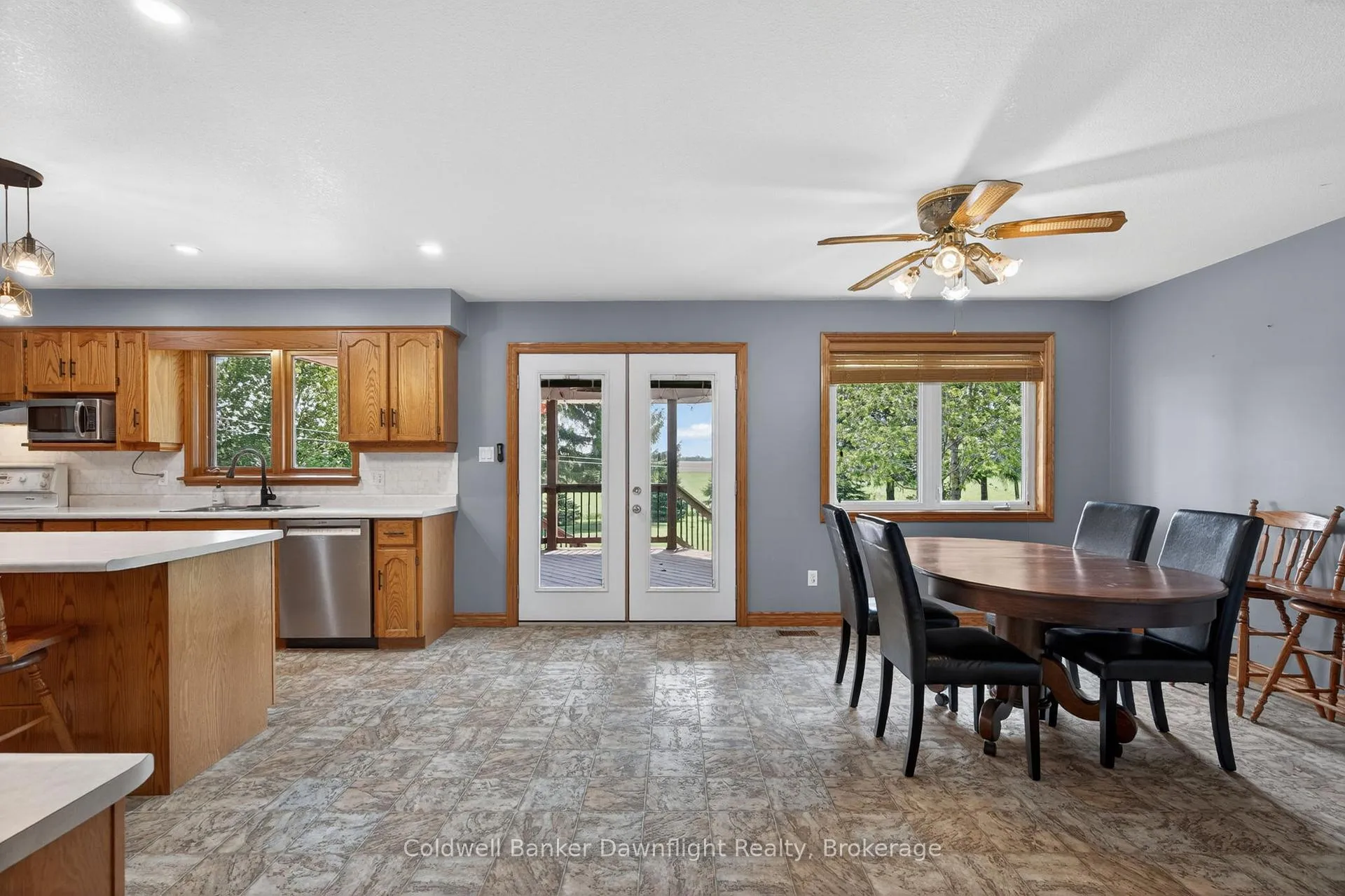 Photo 9 of 42633 Moncrieff Road, Morris Turnberry, Morris — HOMEH