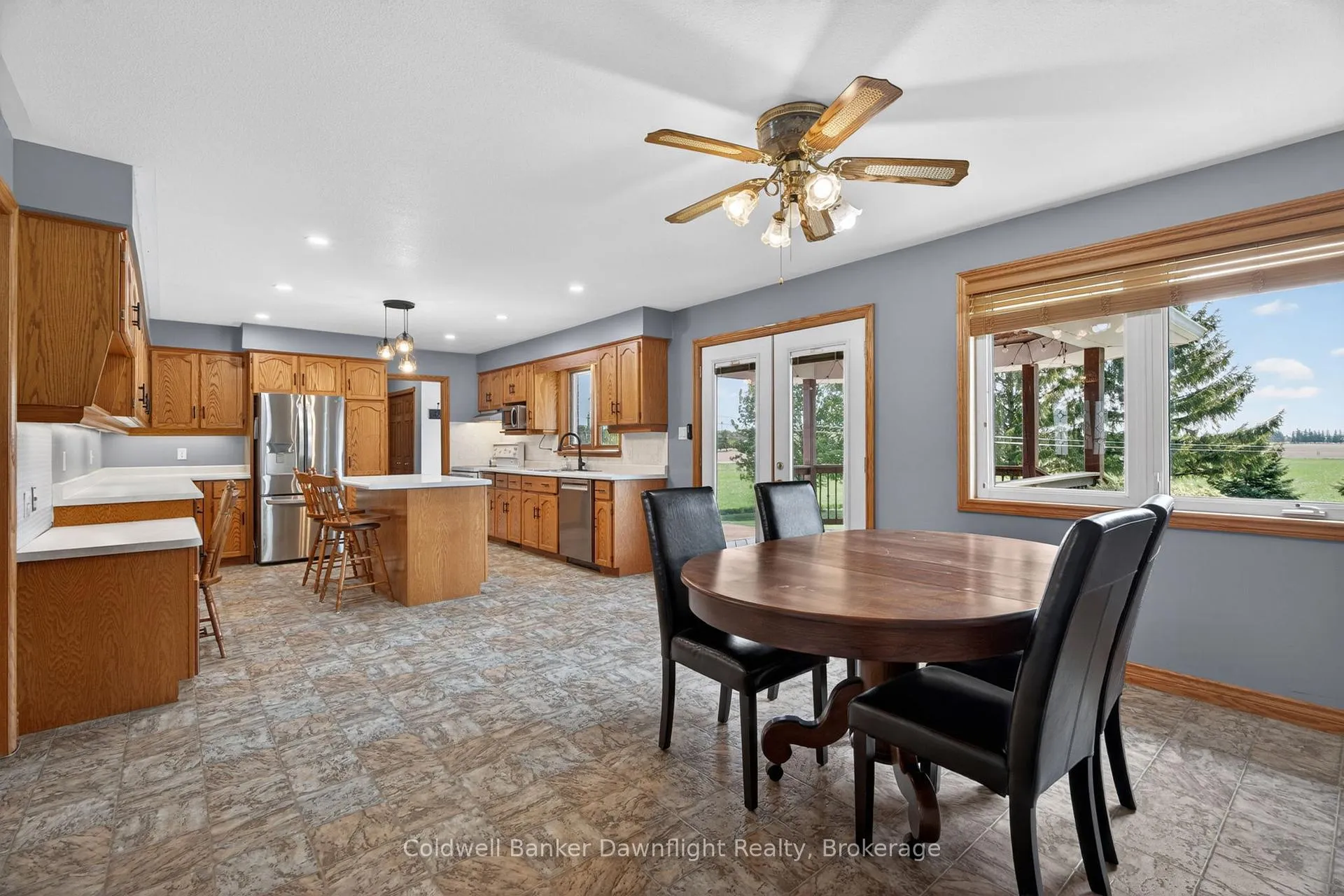 Photo 11 of 42633 Moncrieff Road, Morris Turnberry, Morris — HOMEH