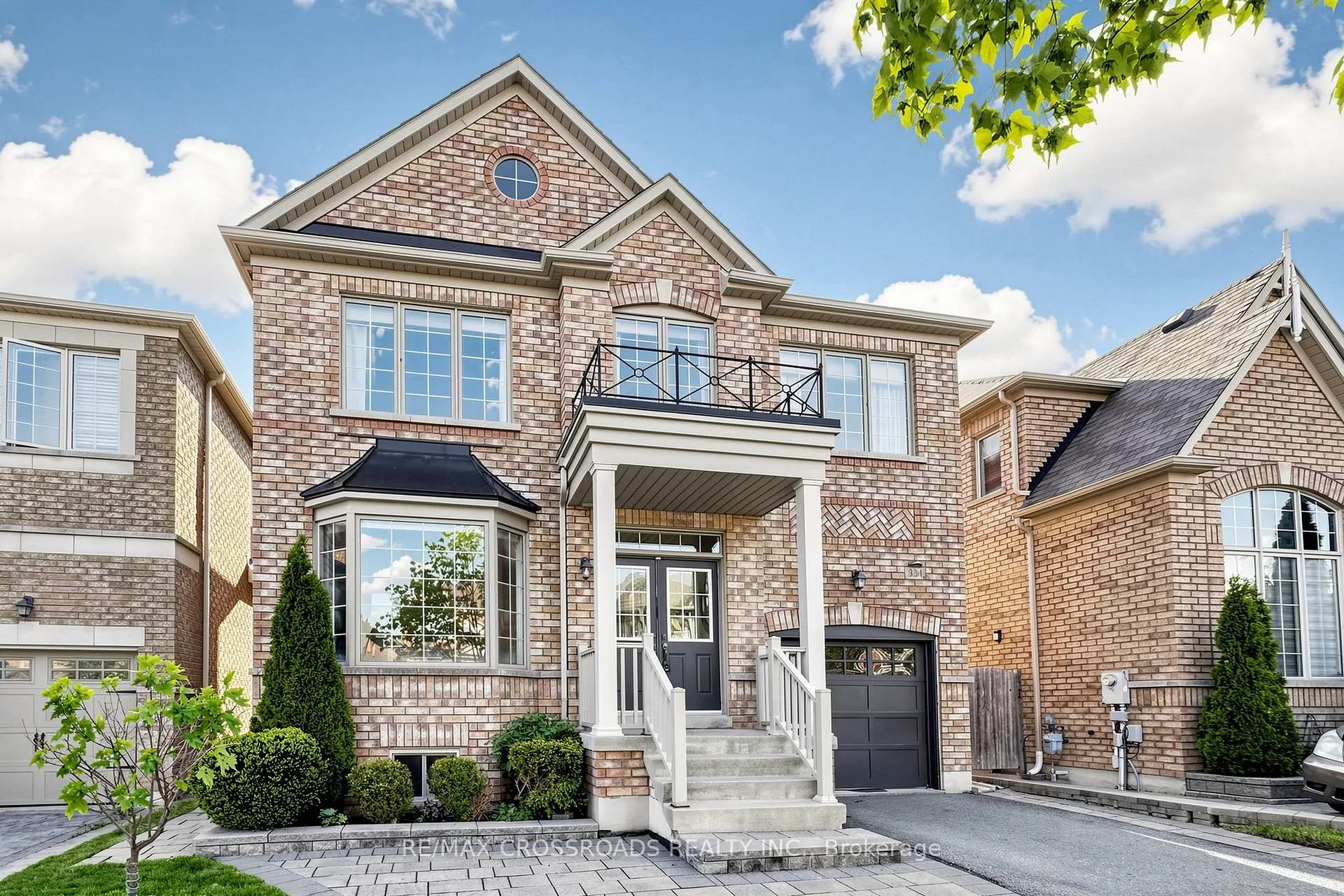 Front of 334 williamson Road