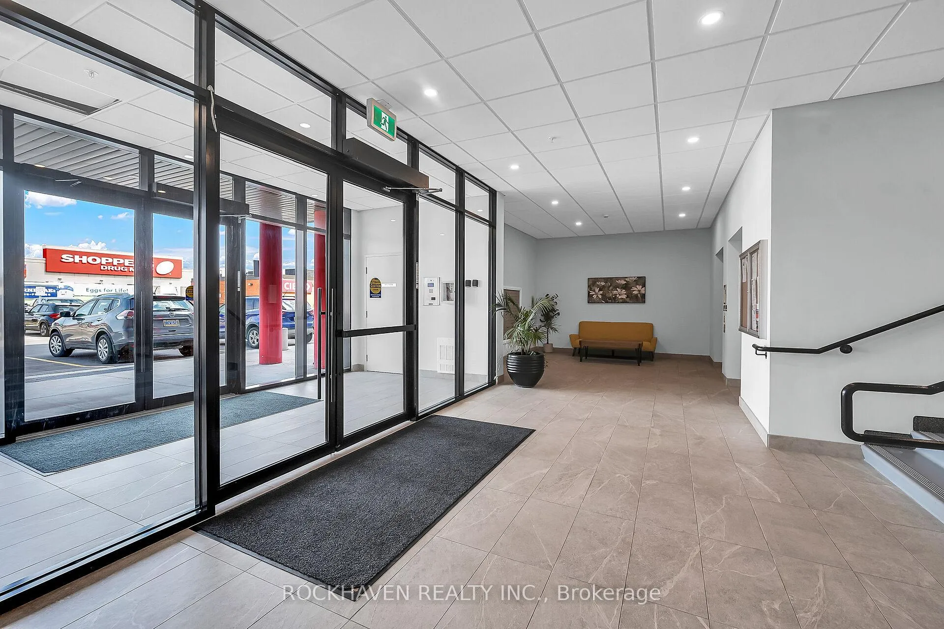 Photo 5 of Unit 513, 5 Hamilton Street N, Hamilton, Waterdown — HOMEH