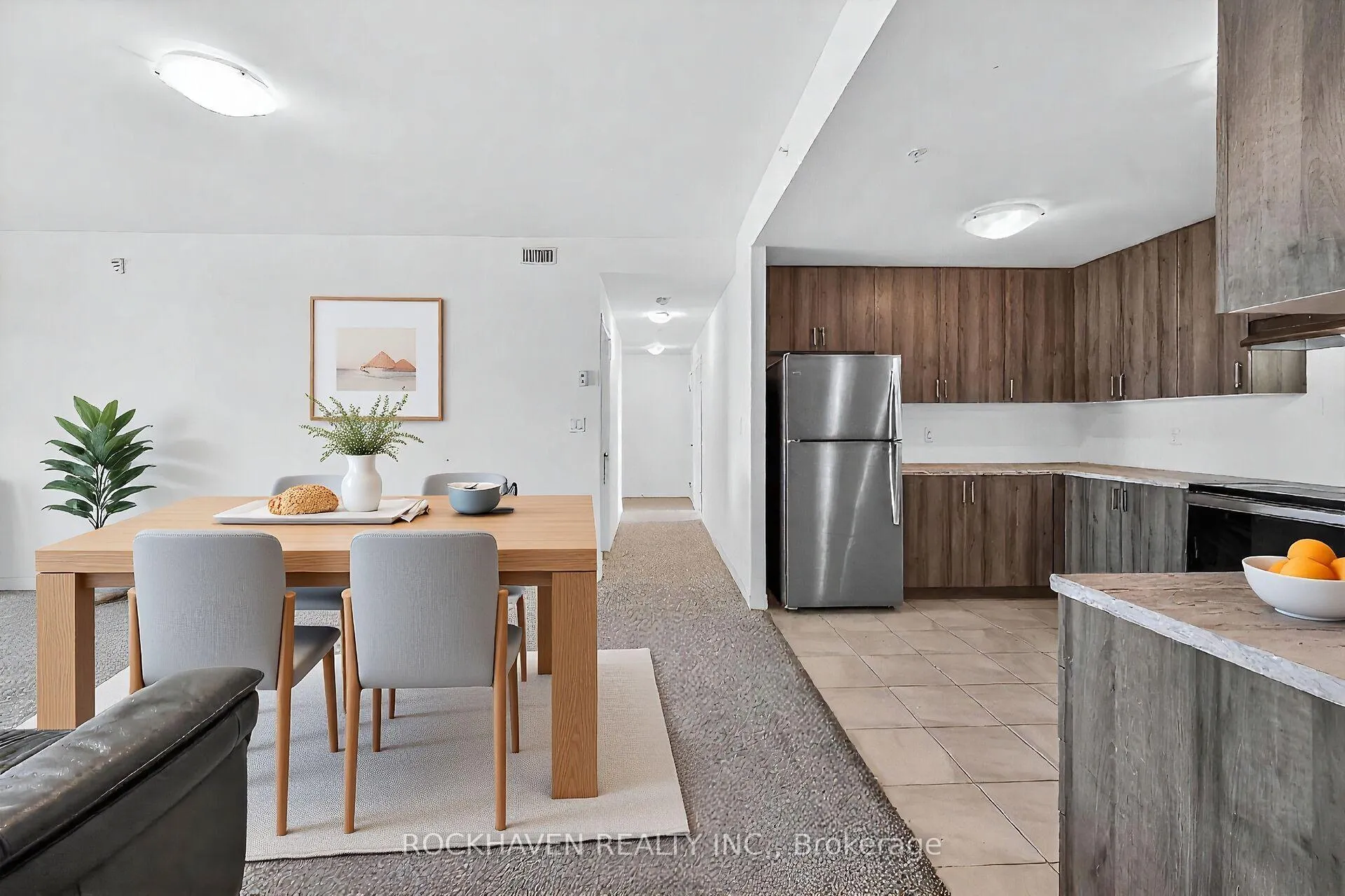 Photo 10 of Unit 513, 5 Hamilton Street N, Hamilton, Waterdown — HOMEH