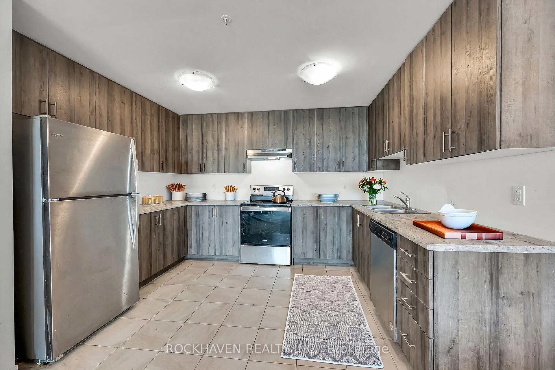 Photo 13 of Unit 513, 5 Hamilton Street N, Hamilton, Waterdown — HOMEH