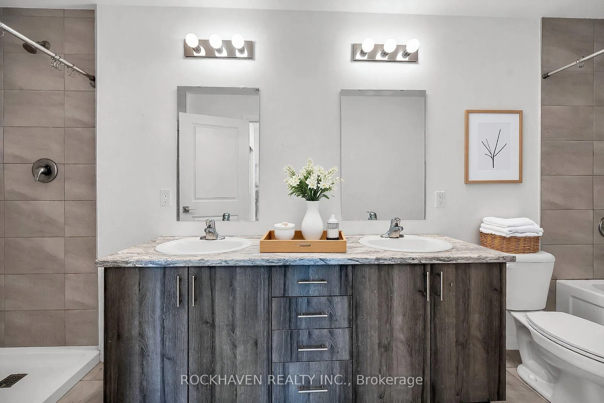 Photo 17 of Unit 513, 5 Hamilton Street N, Hamilton, Waterdown — HOMEH