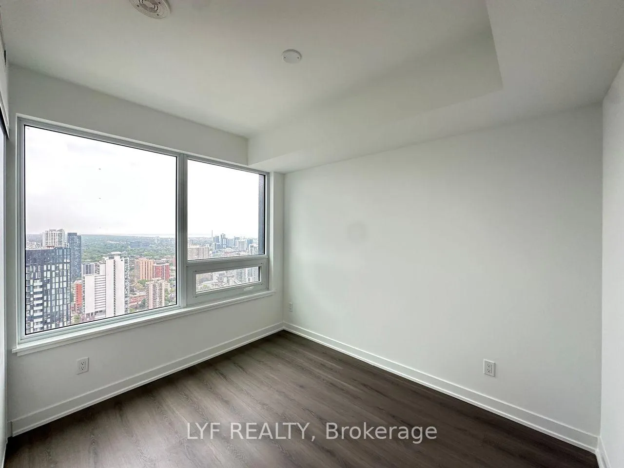 Photo 6 of Unit 4810, 8 Wellesley Street W, Toronto, Bay Street Corridor — HOMEH