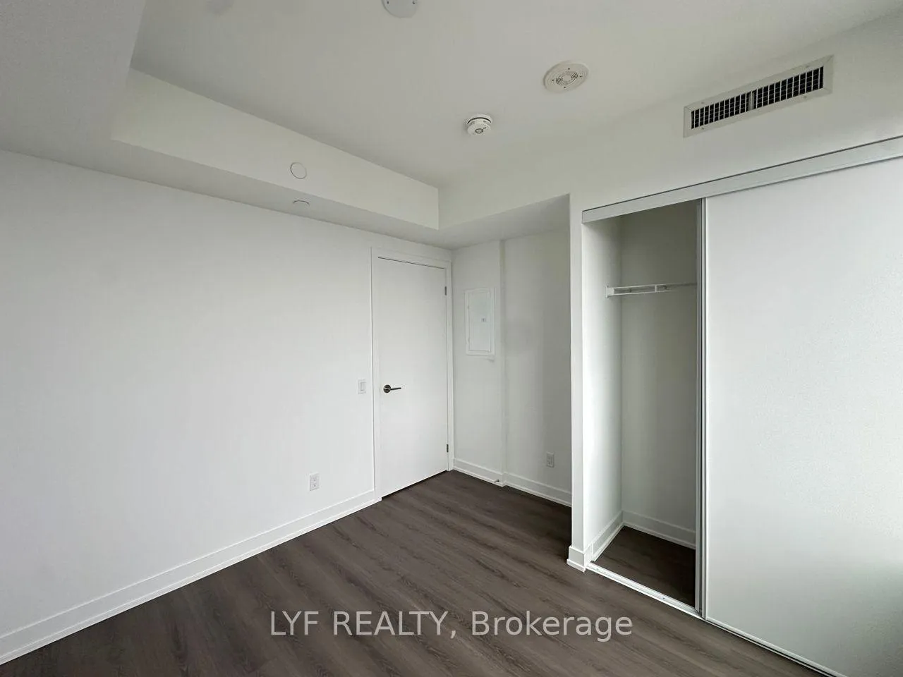 Photo 7 of Unit 4810, 8 Wellesley Street W, Toronto, Bay Street Corridor — HOMEH