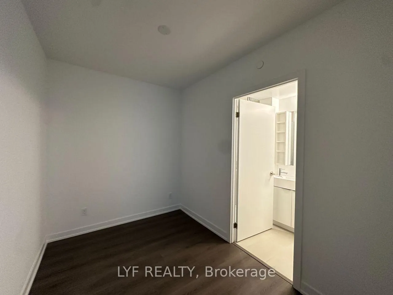 Photo 9 of Unit 4810, 8 Wellesley Street W, Toronto, Bay Street Corridor — HOMEH