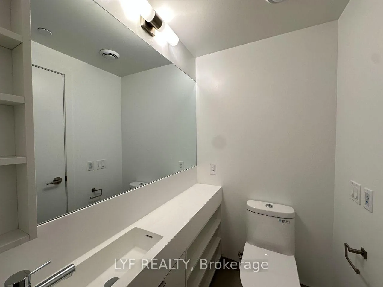 Photo 10 of Unit 4810, 8 Wellesley Street W, Toronto, Bay Street Corridor — HOMEH