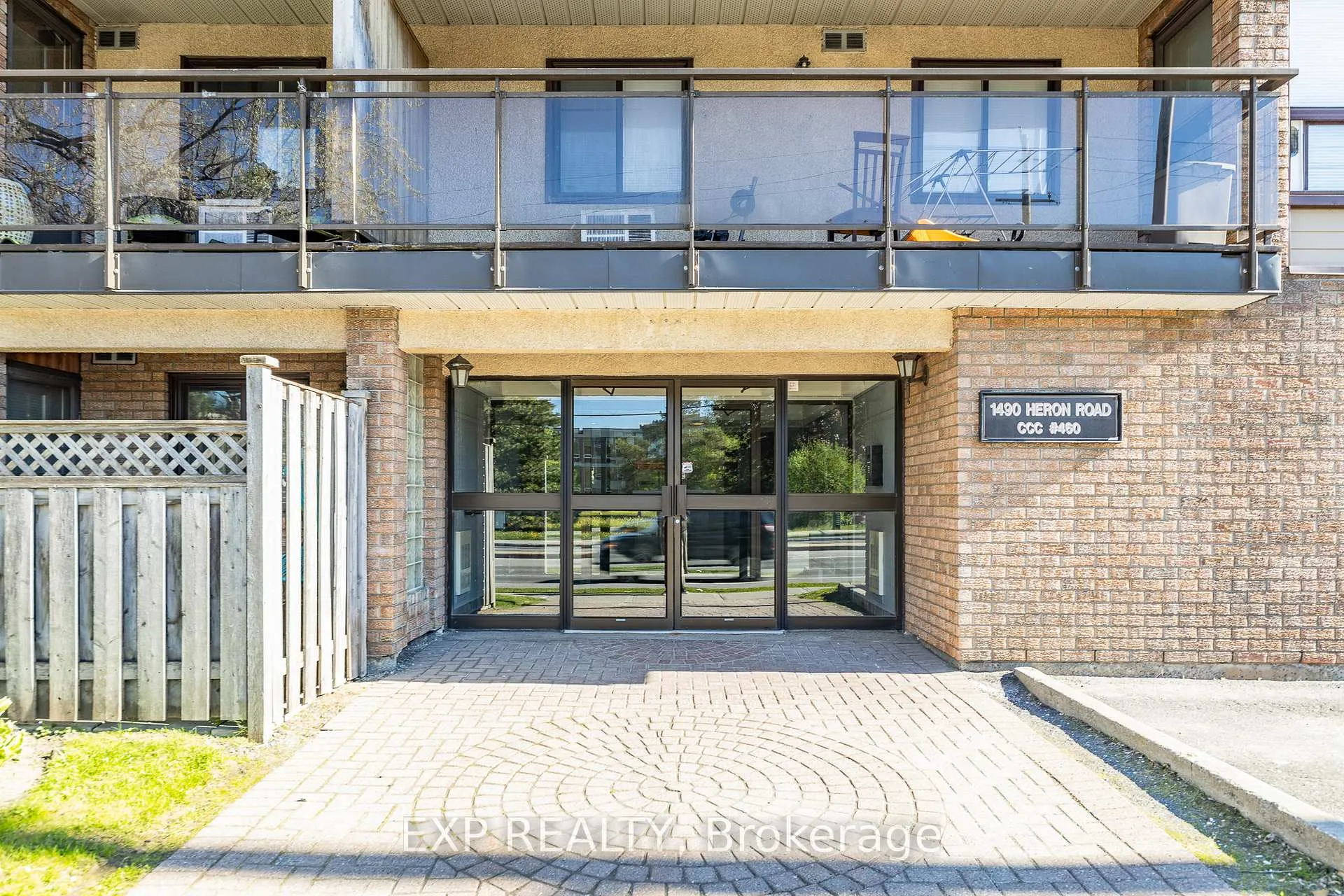 Photo 4 of Unit 305, 1490 Heron Road, Ottawa, Heron Gate — HOMEH