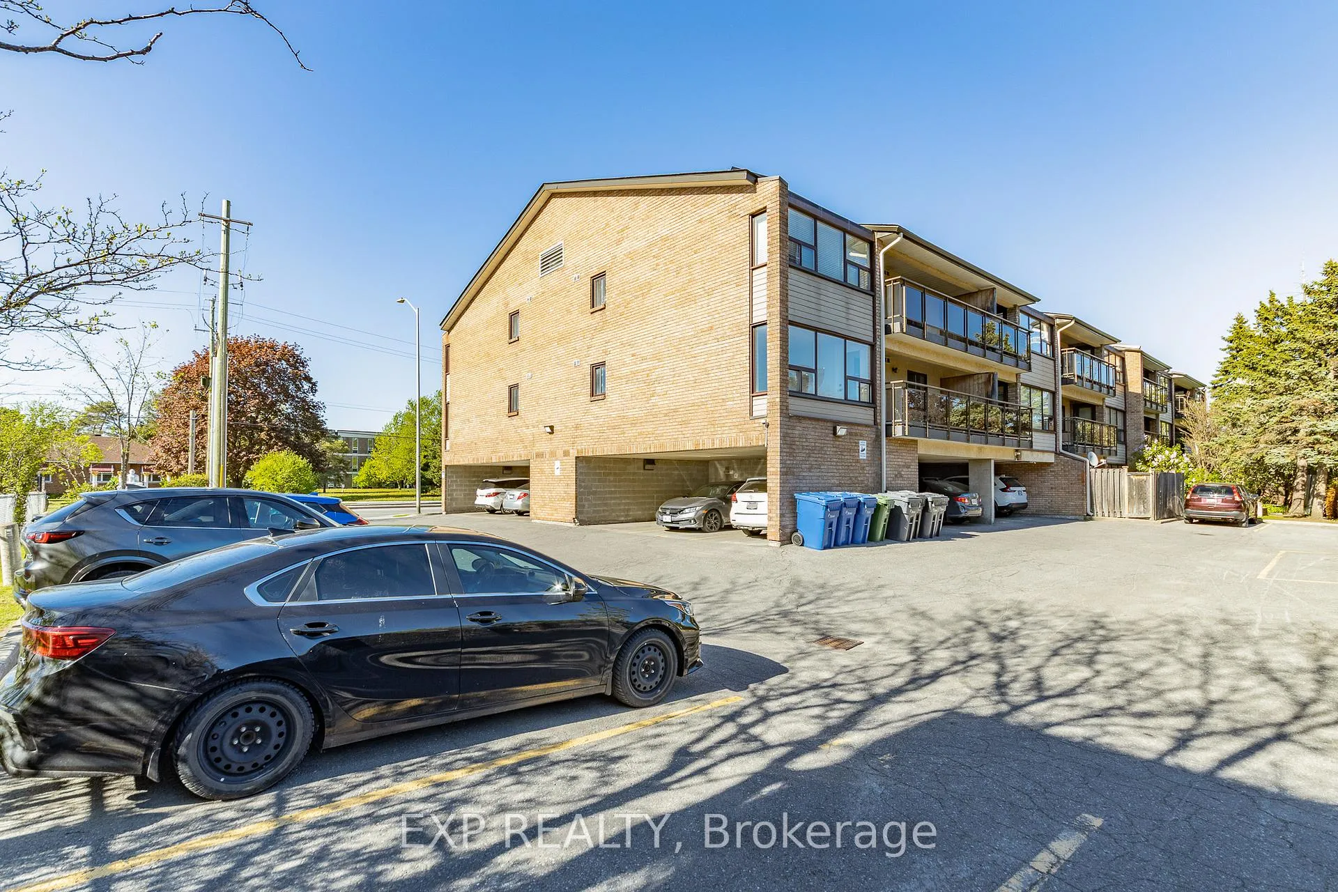Photo 5 of Unit 305, 1490 Heron Road, Ottawa, Heron Gate — HOMEH