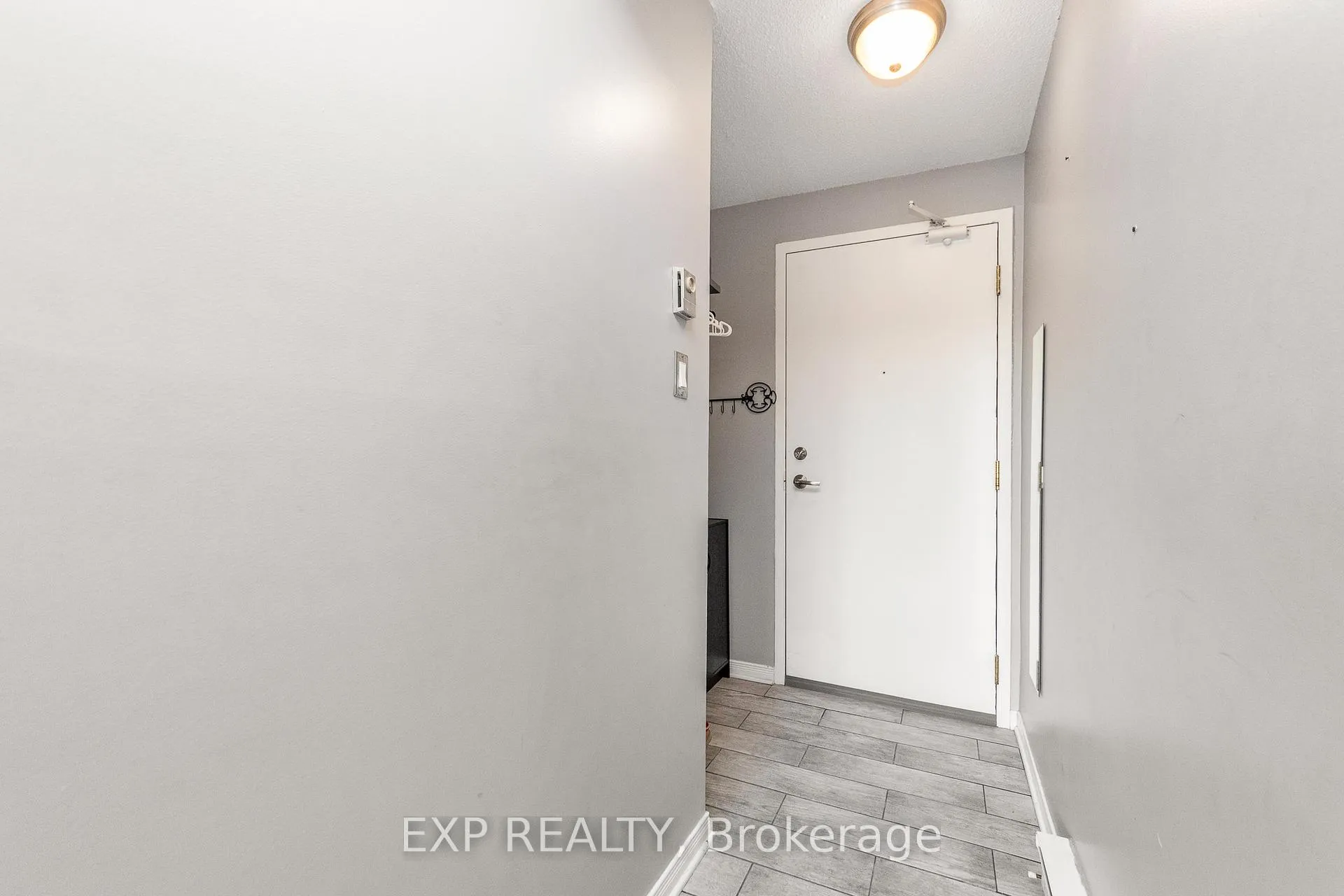 Photo 8 of Unit 305, 1490 Heron Road, Ottawa, Heron Gate — HOMEH