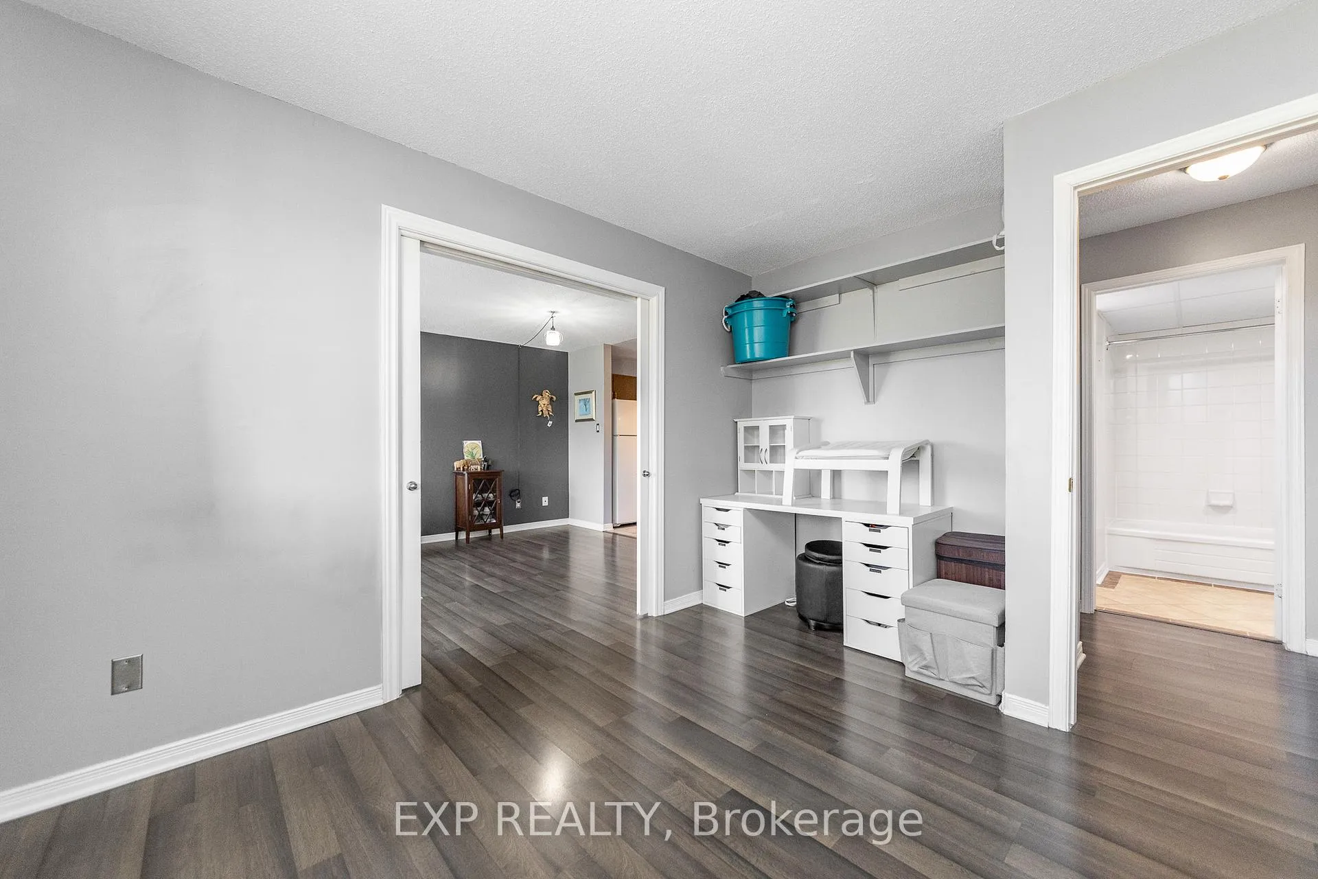 Photo 23 of Unit 305, 1490 Heron Road, Ottawa, Heron Gate — HOMEH