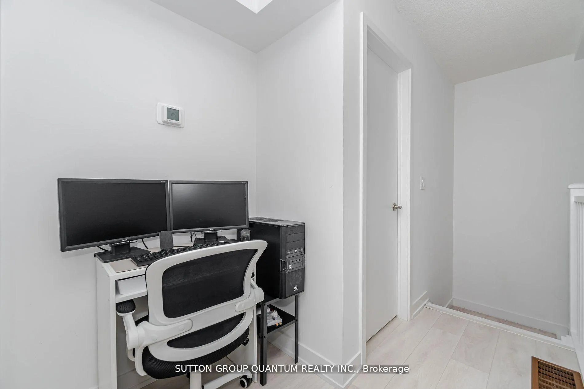 Photo 20 of Unit 19, 1121 Cooke Boulevard, Burlington, LaSalle — HOMEH