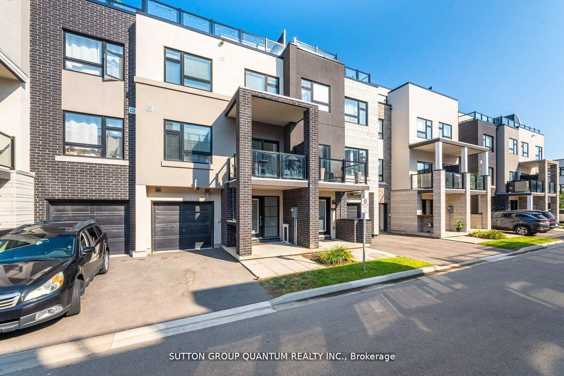 Photo 24 of Unit 19, 1121 Cooke Boulevard, Burlington, LaSalle — HOMEH