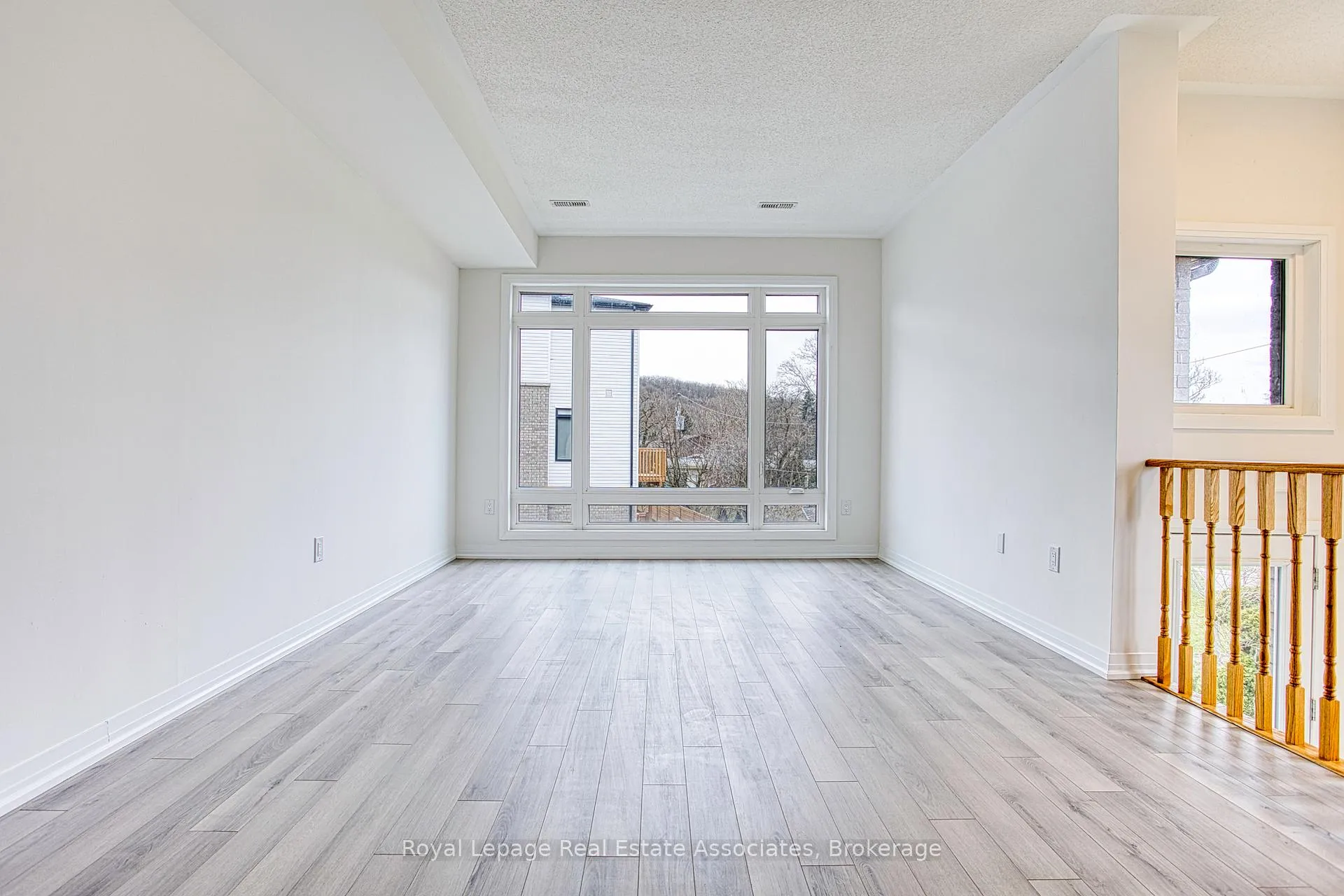 Photo 9 of 62 Sidney Rose Common, St. Catharines, Glendale/Glenridge — HOMEH