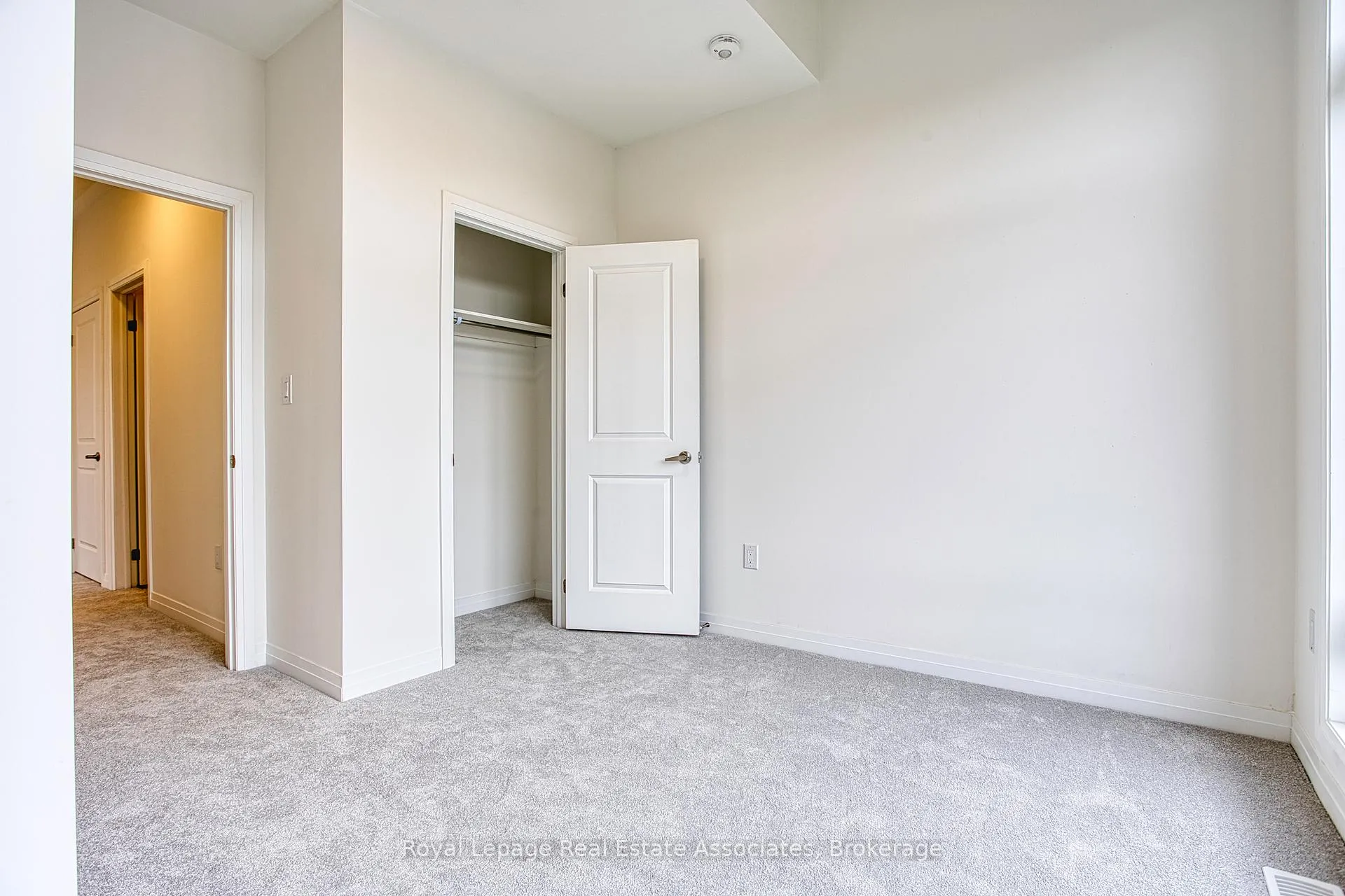 Photo 23 of 62 Sidney Rose Common, St. Catharines, Glendale/Glenridge — HOMEH