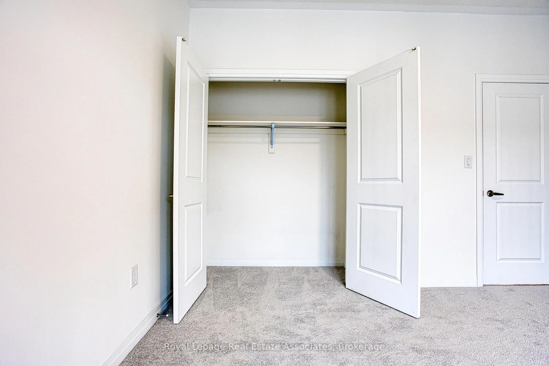 Photo 27 of 62 Sidney Rose Common, St. Catharines, Glendale/Glenridge — HOMEH