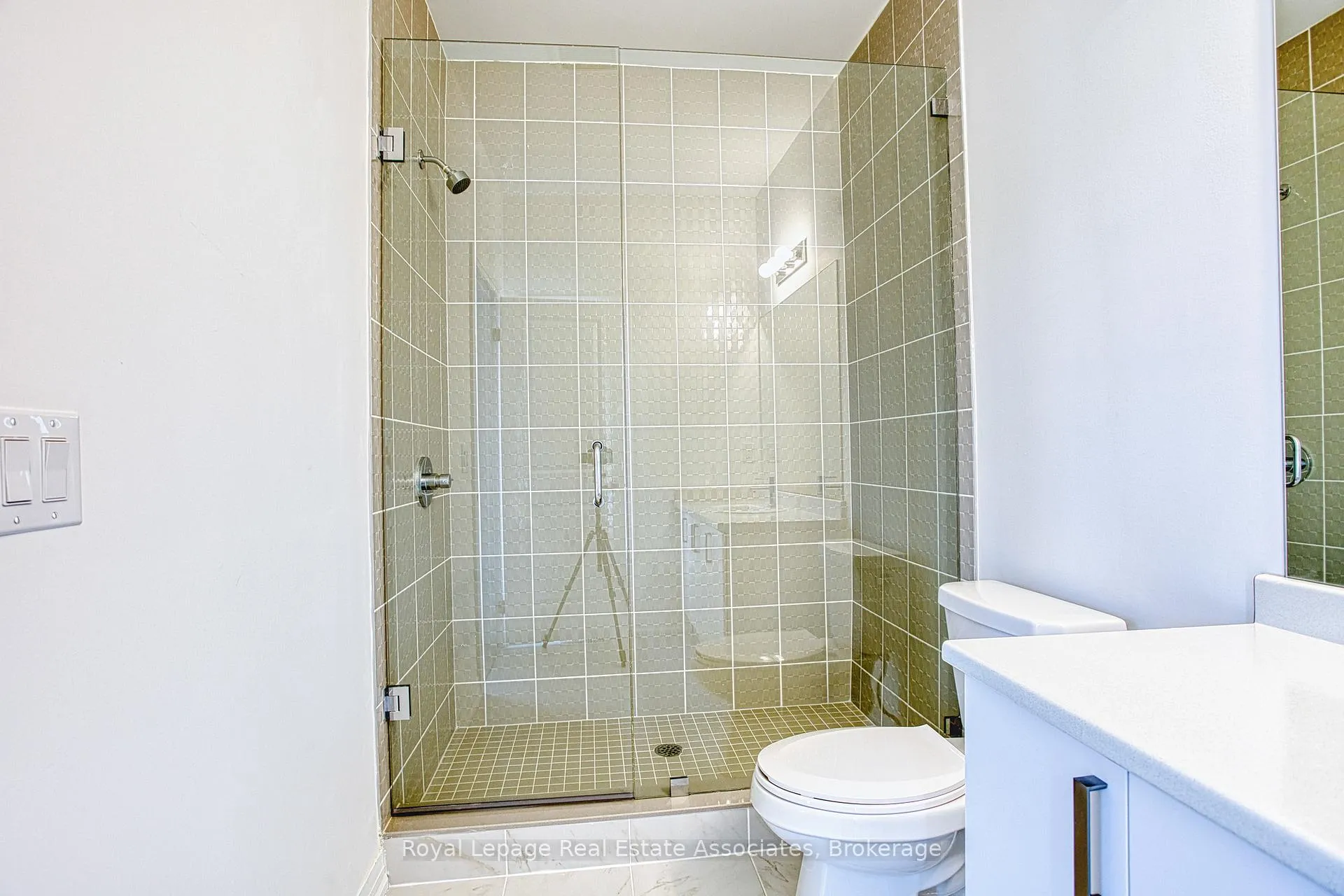 Photo 29 of 62 Sidney Rose Common, St. Catharines, Glendale/Glenridge — HOMEH