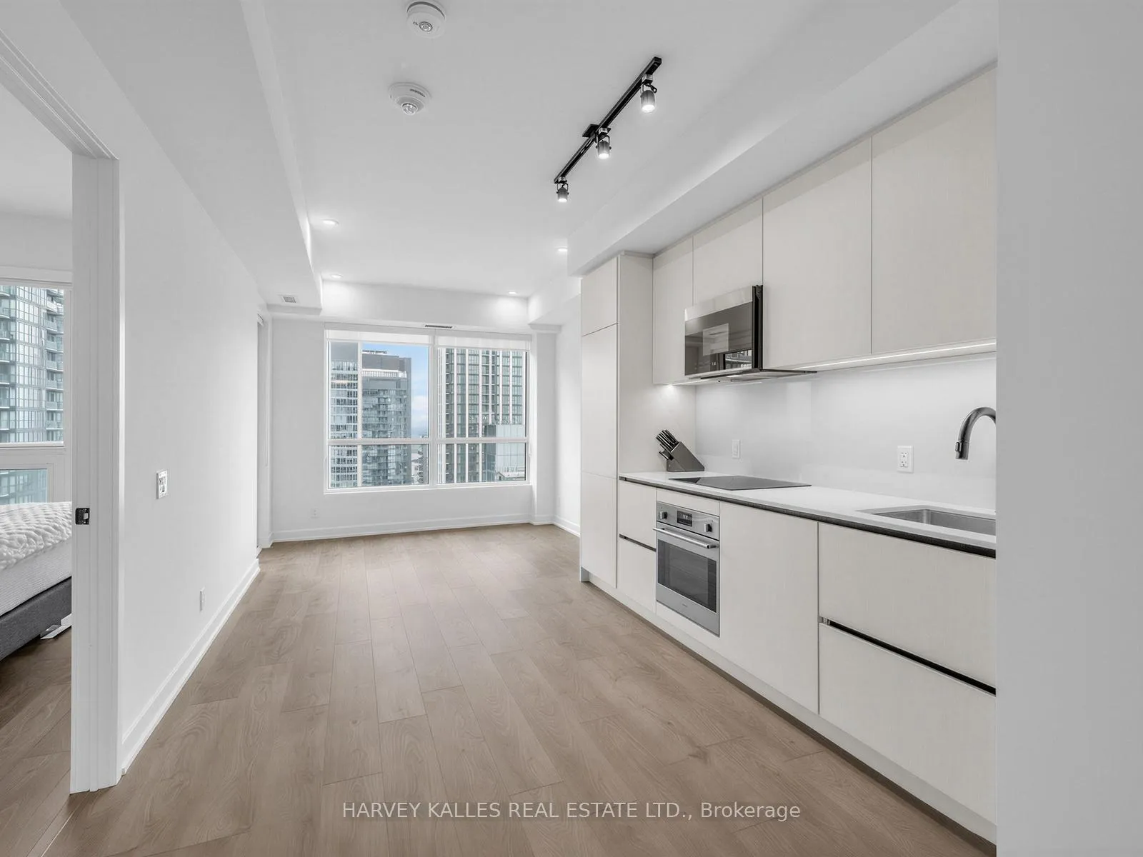 Photo 11 of Unit 4007, 108 Peter Street, Toronto, Waterfront Communities — HOMEH
