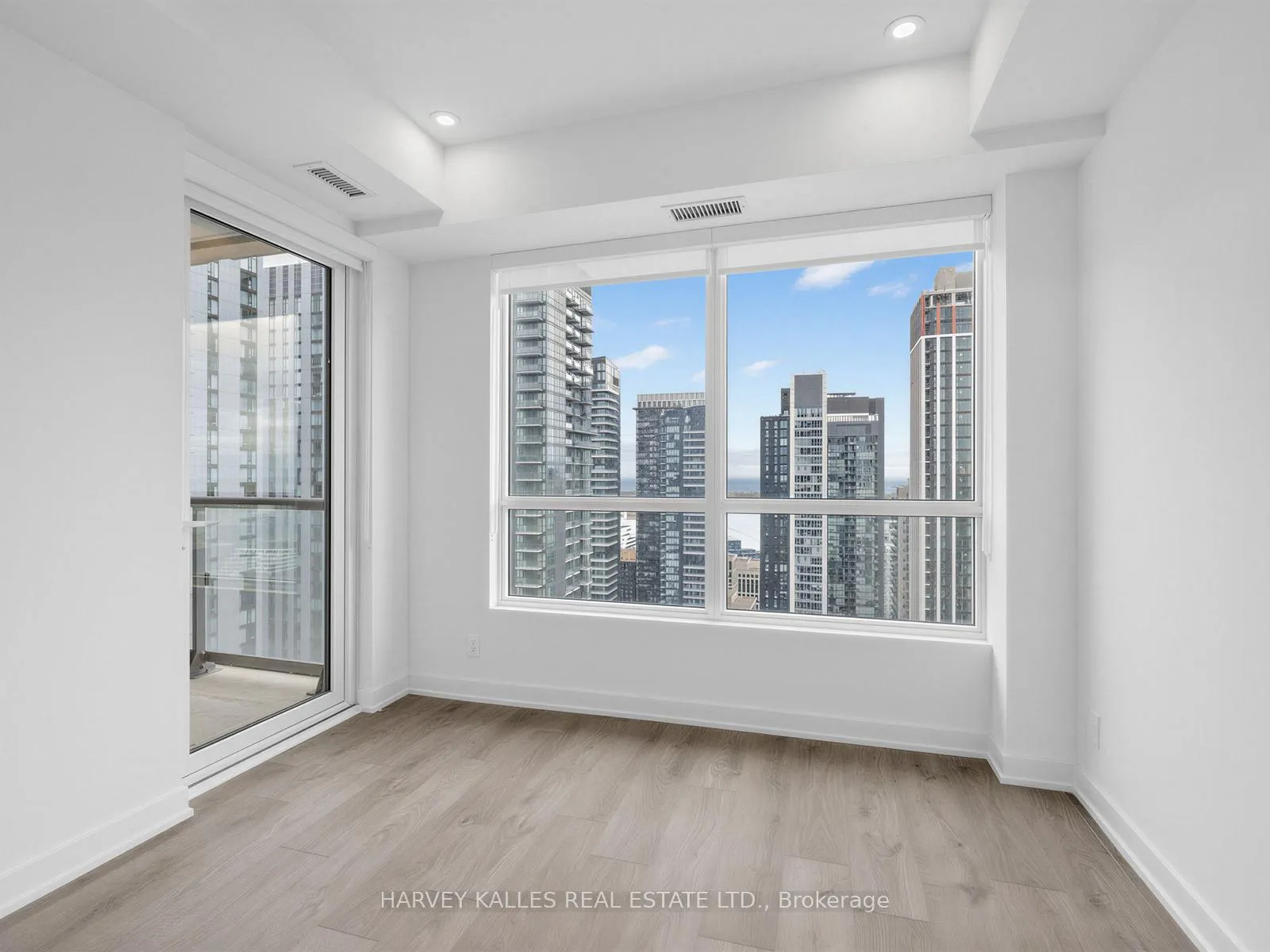Photo 15 of Unit 4007, 108 Peter Street, Toronto, Waterfront Communities — HOMEH