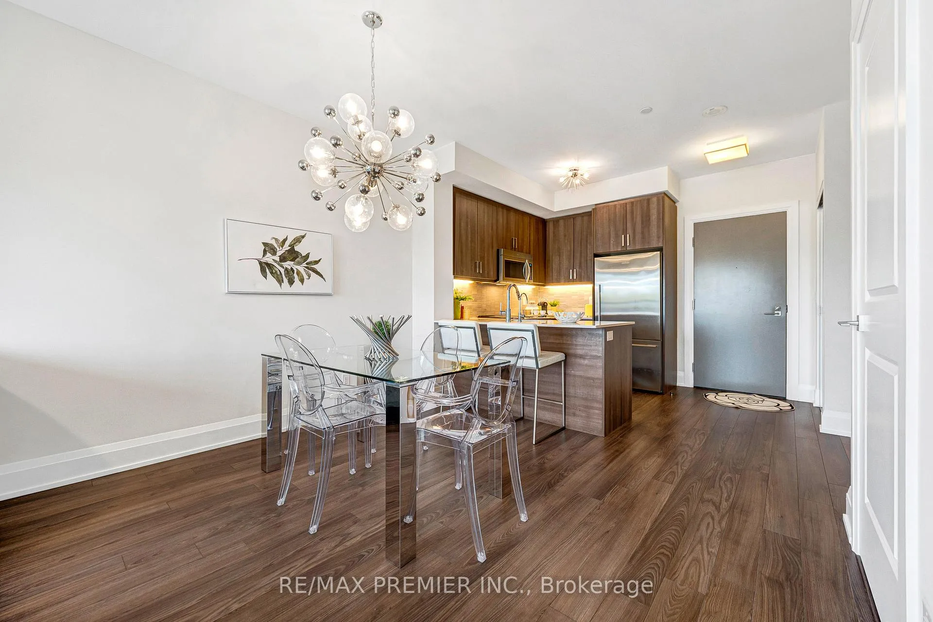Photo 16 of Unit 810, 2 Old Mill Drive, Toronto, High Park-Swansea — HOMEH