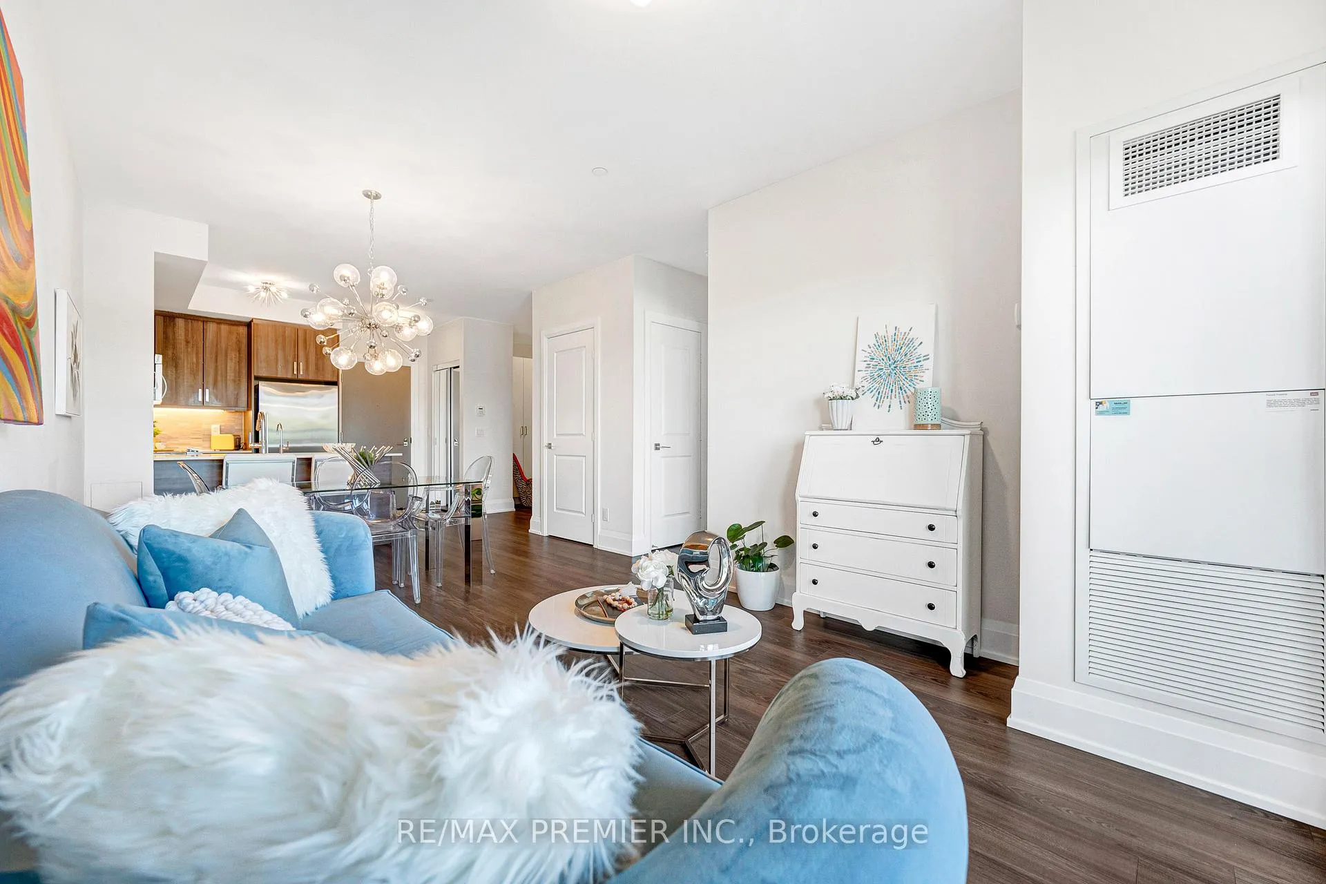 Photo 21 of Unit 810, 2 Old Mill Drive, Toronto, High Park-Swansea — HOMEH