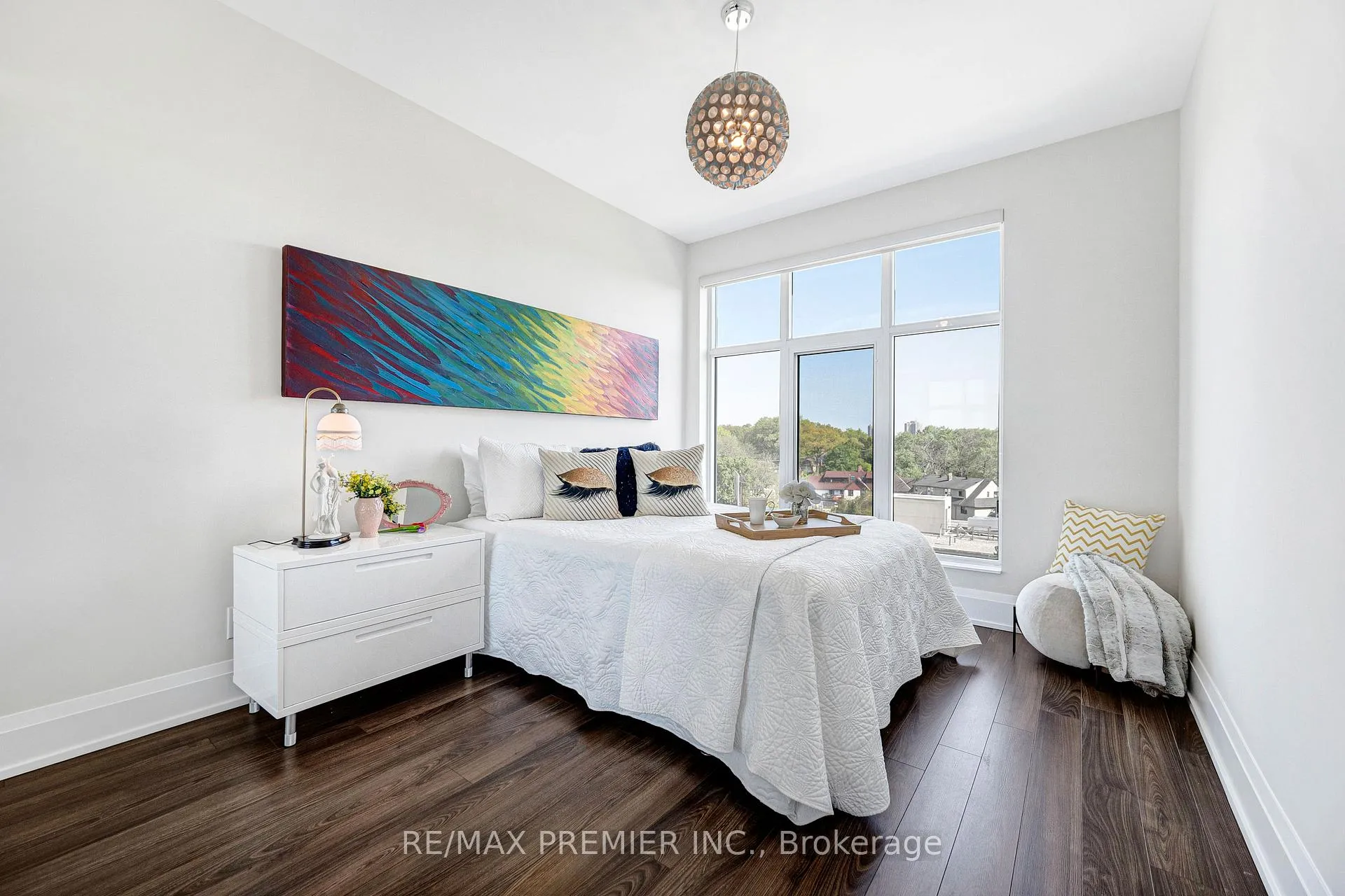 Photo 26 of Unit 810, 2 Old Mill Drive, Toronto, High Park-Swansea — HOMEH