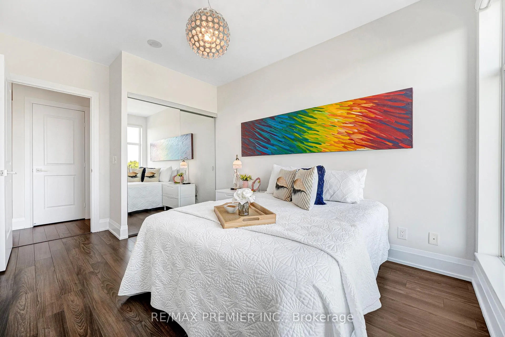 Photo 29 of Unit 810, 2 Old Mill Drive, Toronto, High Park-Swansea — HOMEH
