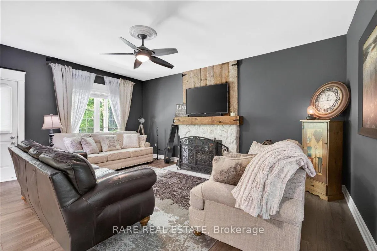 Photo 11 of 5284 3 Sunnidale Conc, Clearview, New Lowell — HOMEH