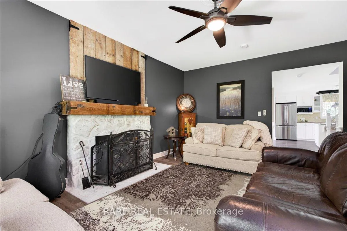 Photo 12 of 5284 3 Sunnidale Conc, Clearview, New Lowell — HOMEH