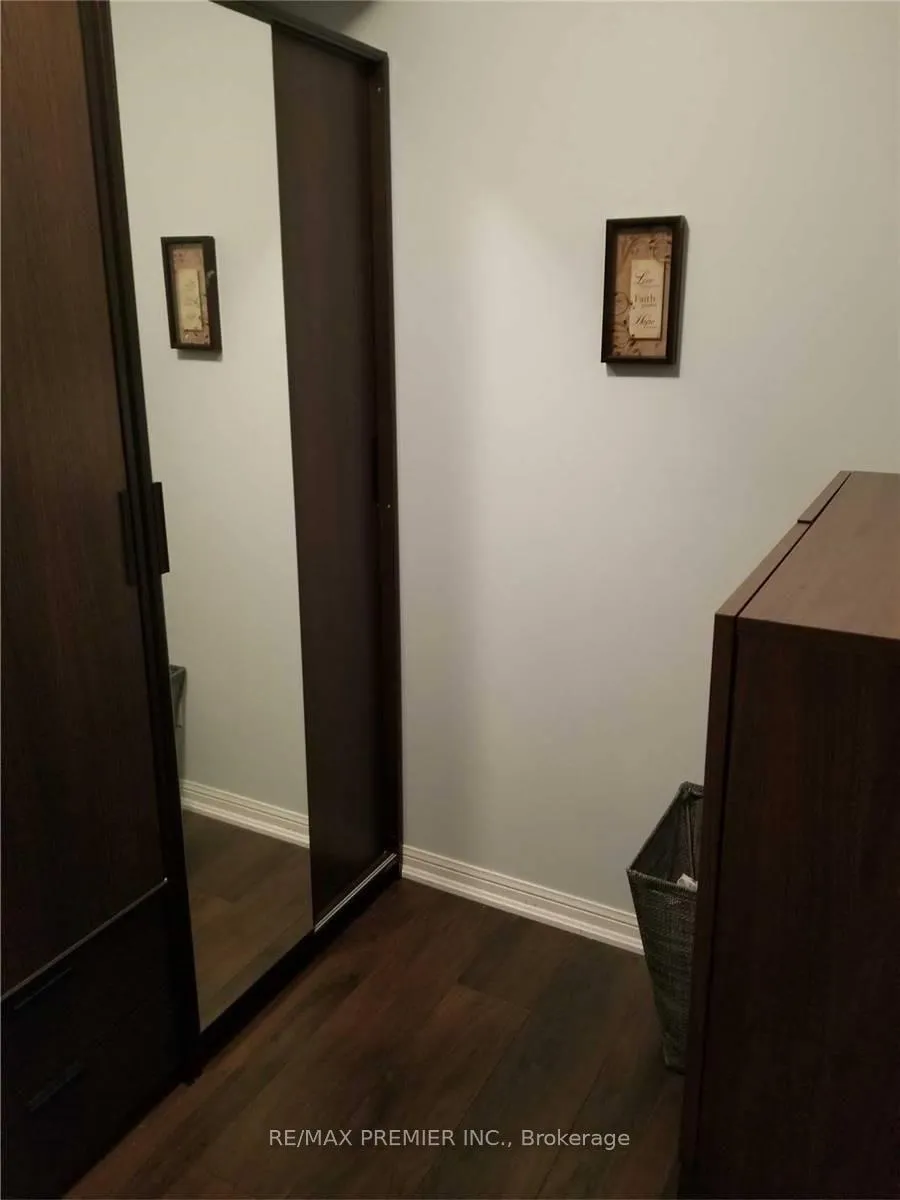 Photo 9 of Unit 1916, 35 Bastion Street, Toronto, Niagara — HOMEH