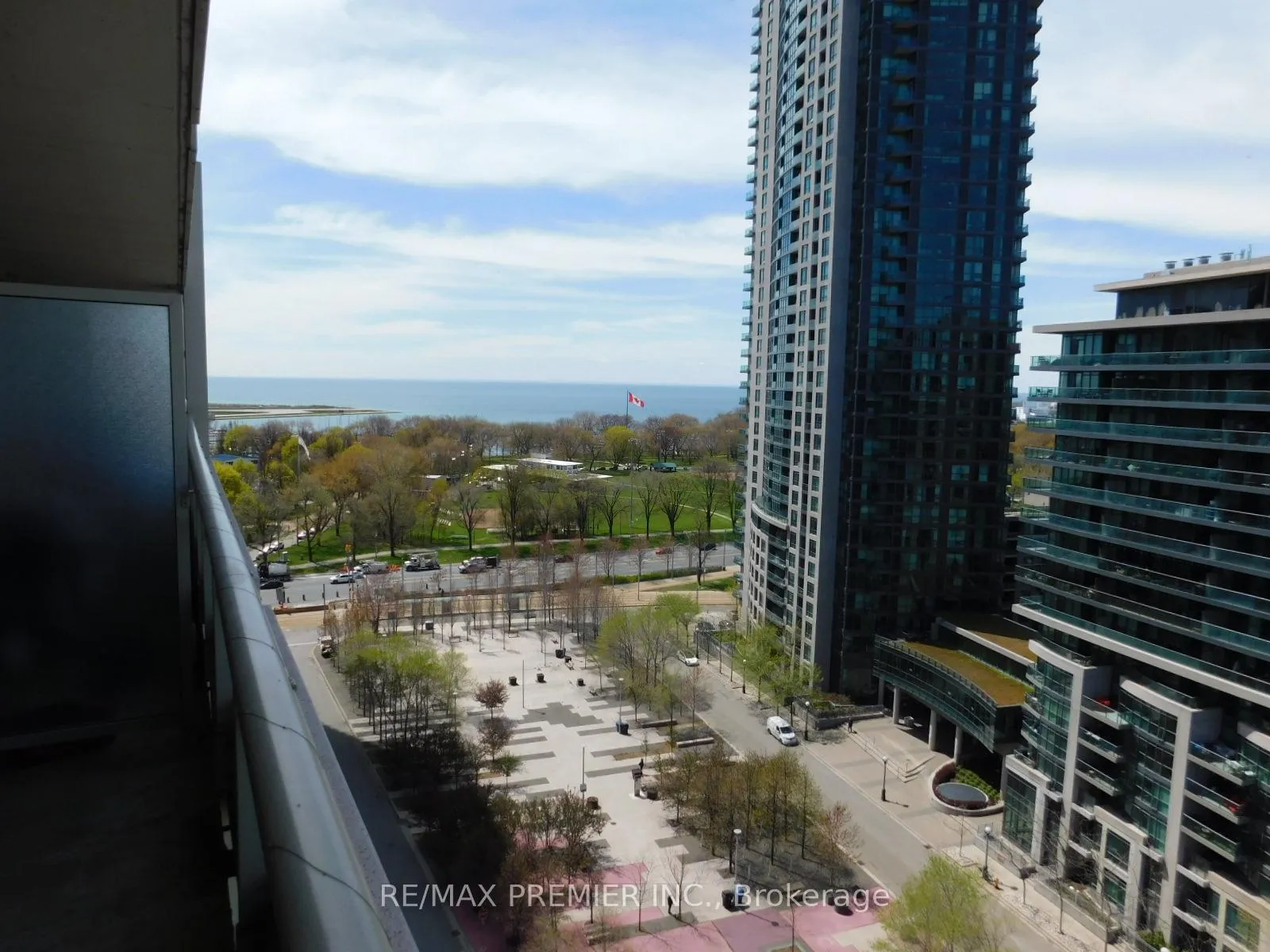 Photo 19 of Unit 1916, 35 Bastion Street, Toronto, Niagara — HOMEH