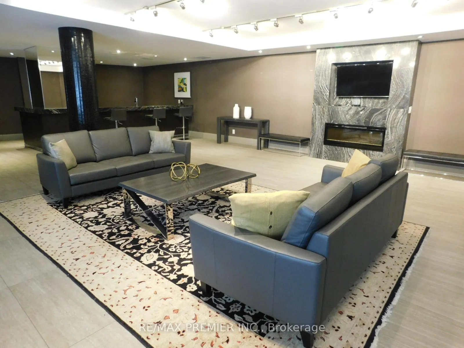 Photo 25 of Unit 1916, 35 Bastion Street, Toronto, Niagara — HOMEH