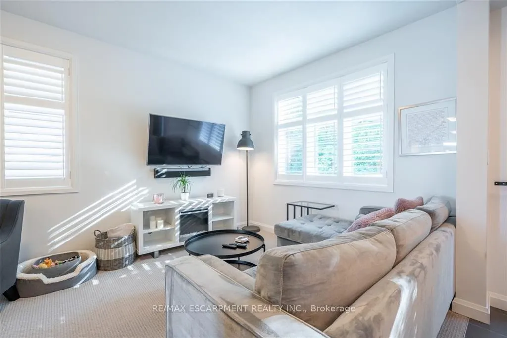 Photo 16 of 45 Burley Lane, Hamilton, Meadowlands — HOMEH