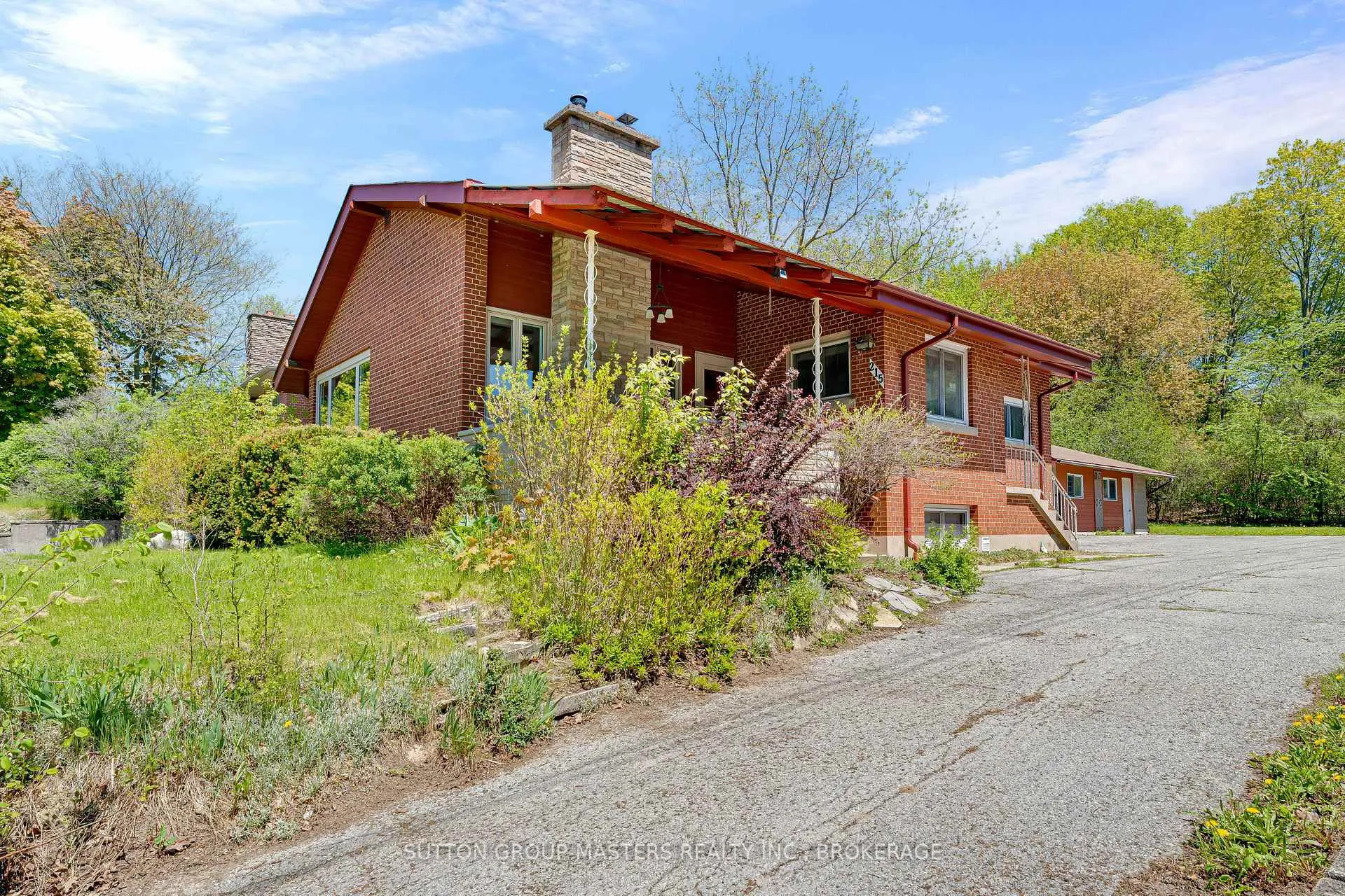 Photo 1 of 215 Yonge Street, Kingston, Central City West — HOMEH