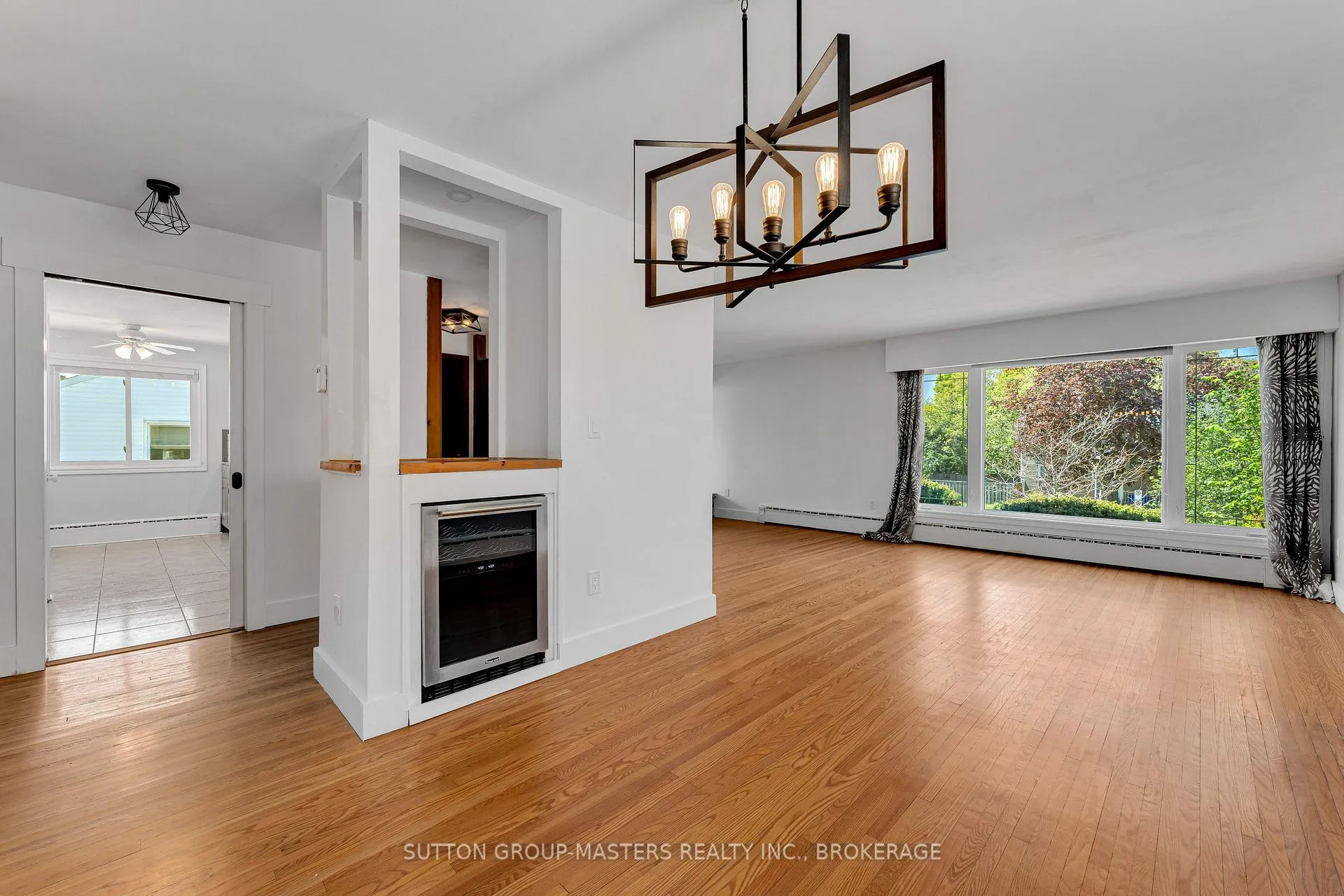 Photo 13 of 215 Yonge Street, Kingston, Central City West — HOMEH